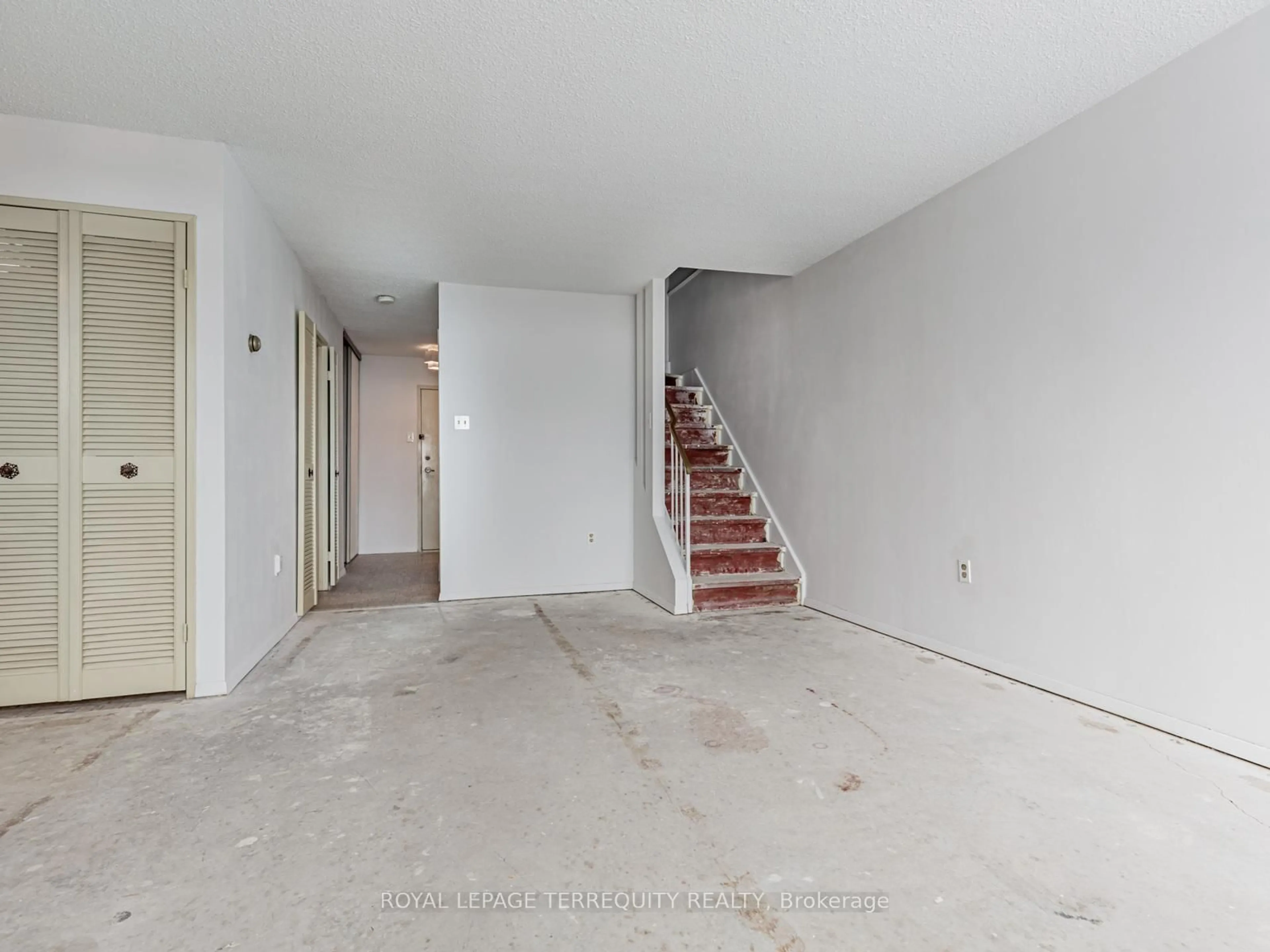 A pic of a room for 4005 Don Mills Rd #233, Toronto Ontario M2H 3J9