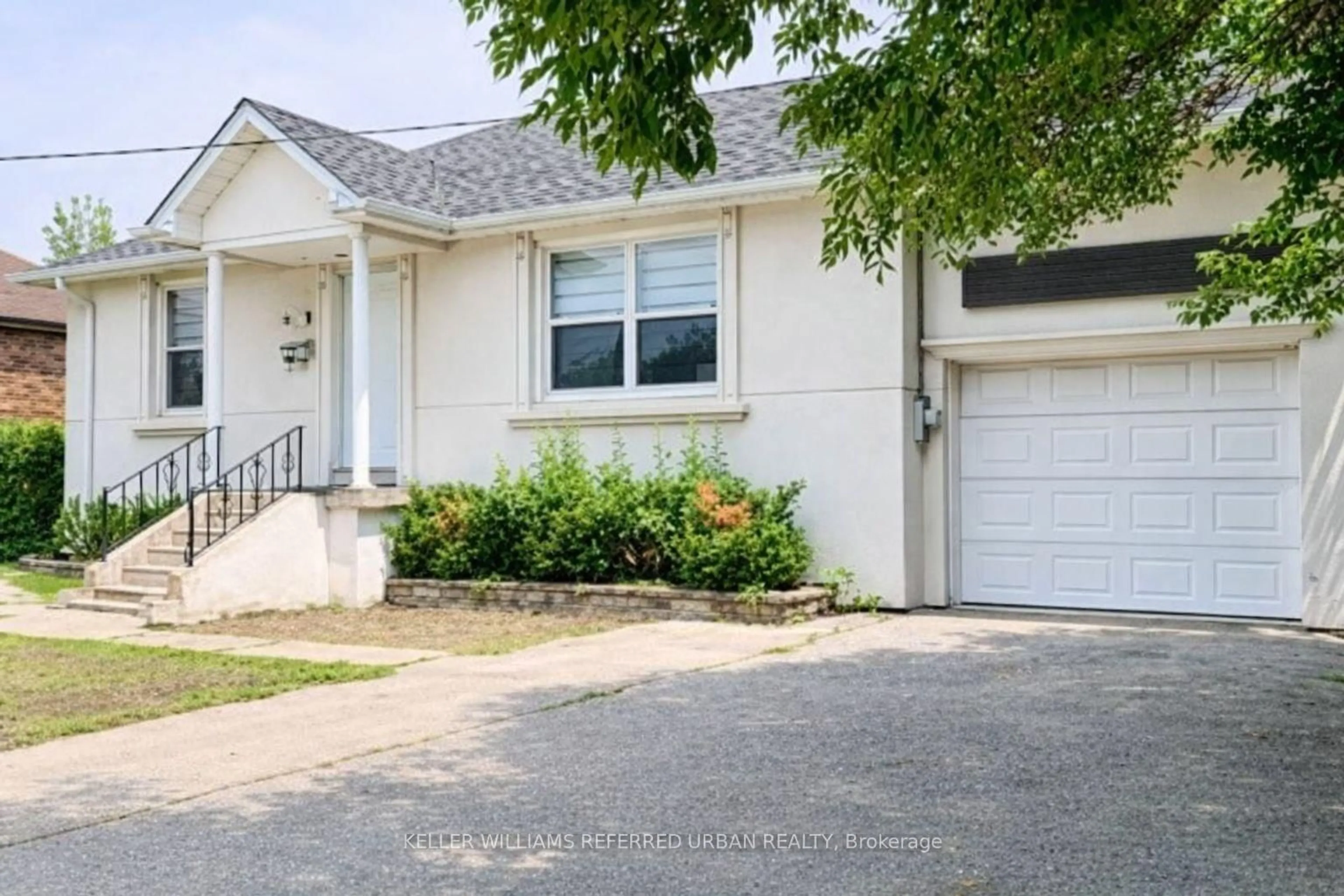 Home with vinyl exterior material, street for 477 Wilson Heights Blvd, Toronto Ontario M3H 2V4