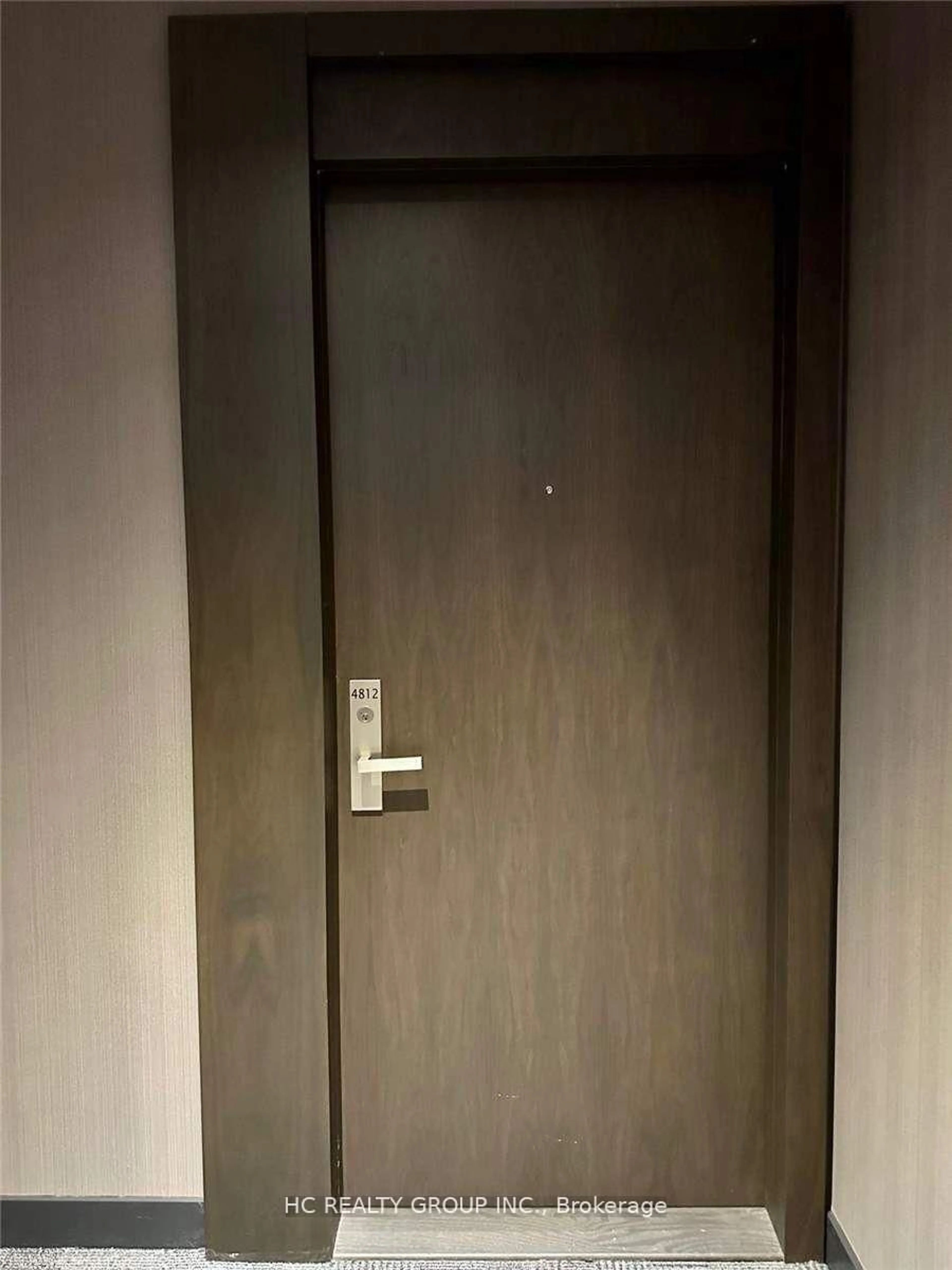 A pic of a room for 1 Yorkville Ave #4812, Toronto Ontario M4W 0B1