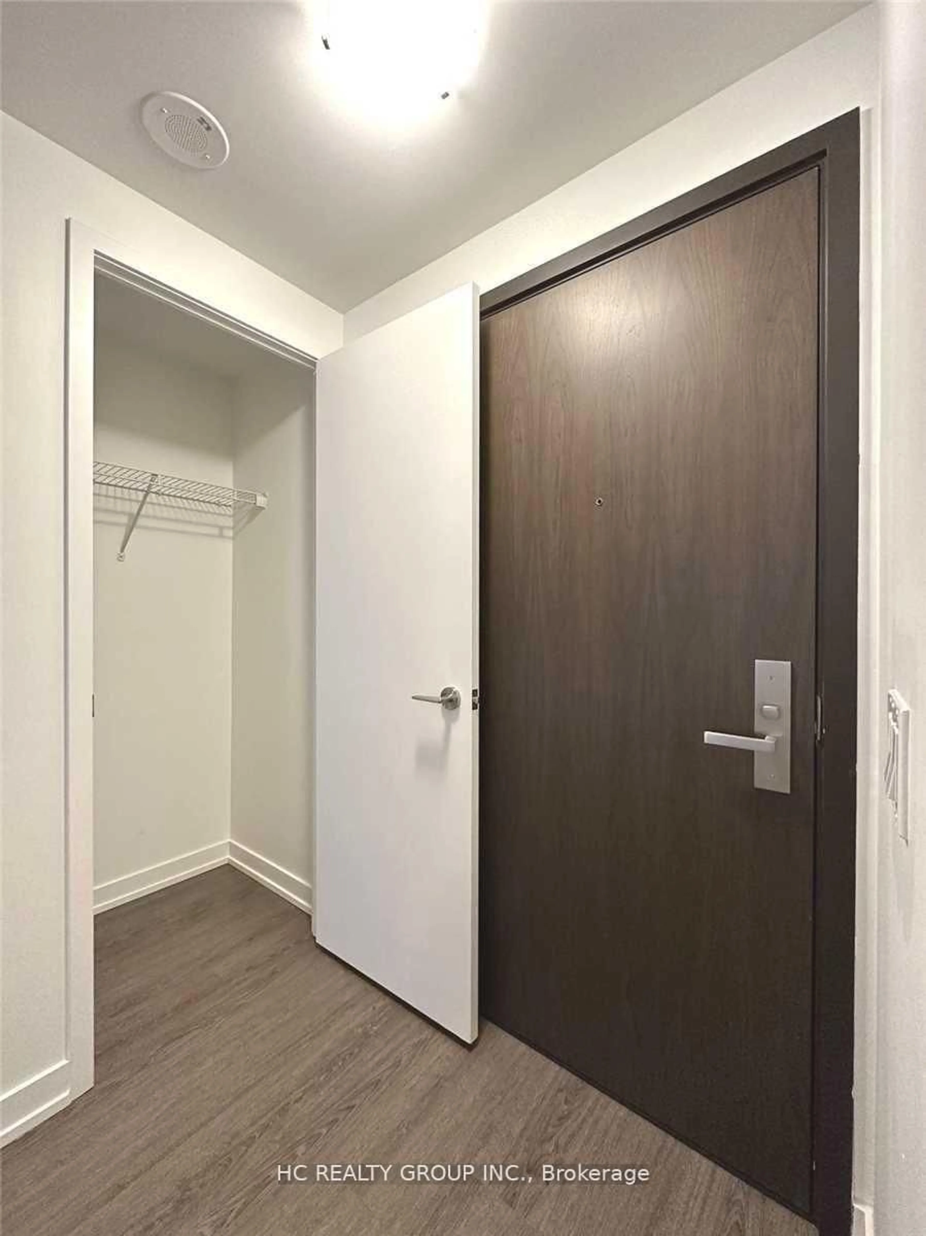 Unknown for 1 Yorkville Ave #4812, Toronto Ontario M4W 0B1