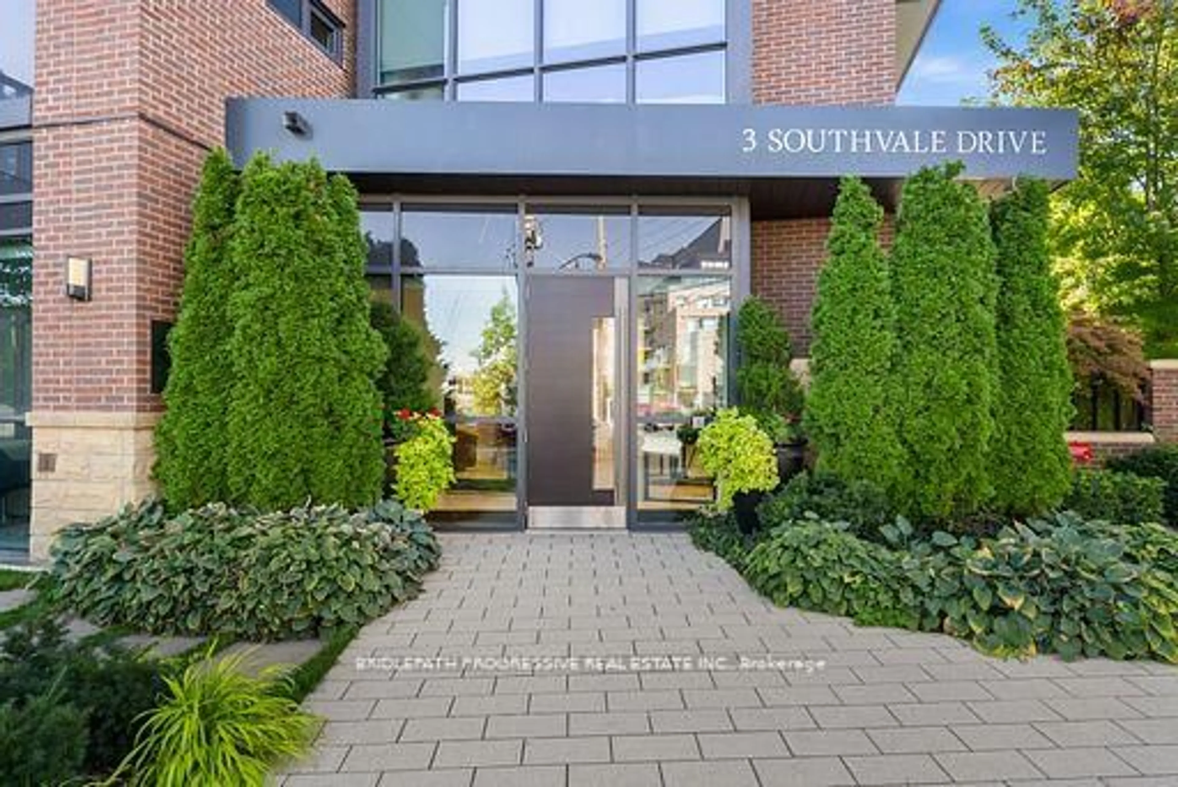 Unknown for 3 Southvale Dr #303, Toronto Ontario M4G 1G2