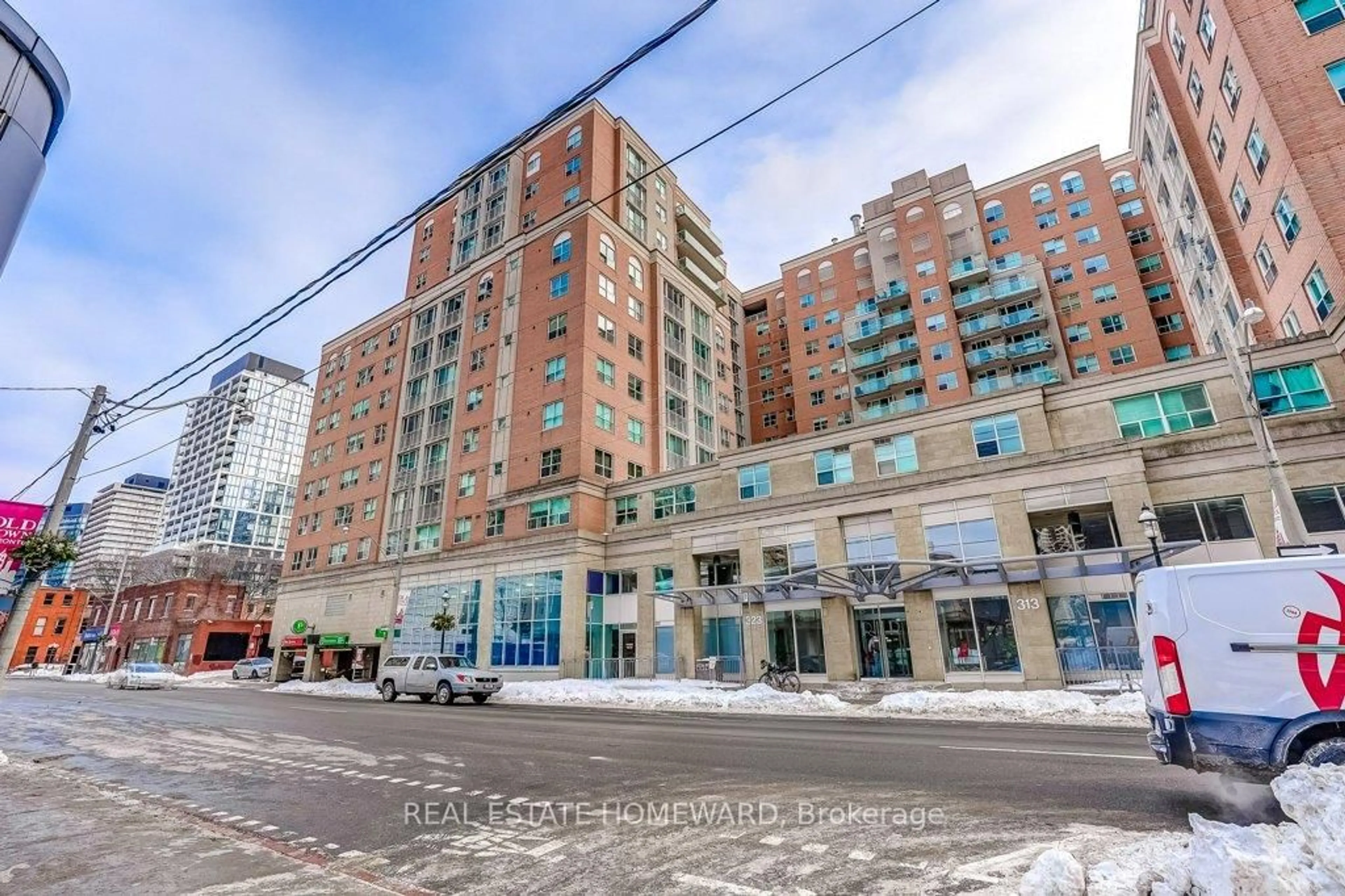 Patio, street for 323 Richmond St #1009, Toronto Ontario M5A 4R3