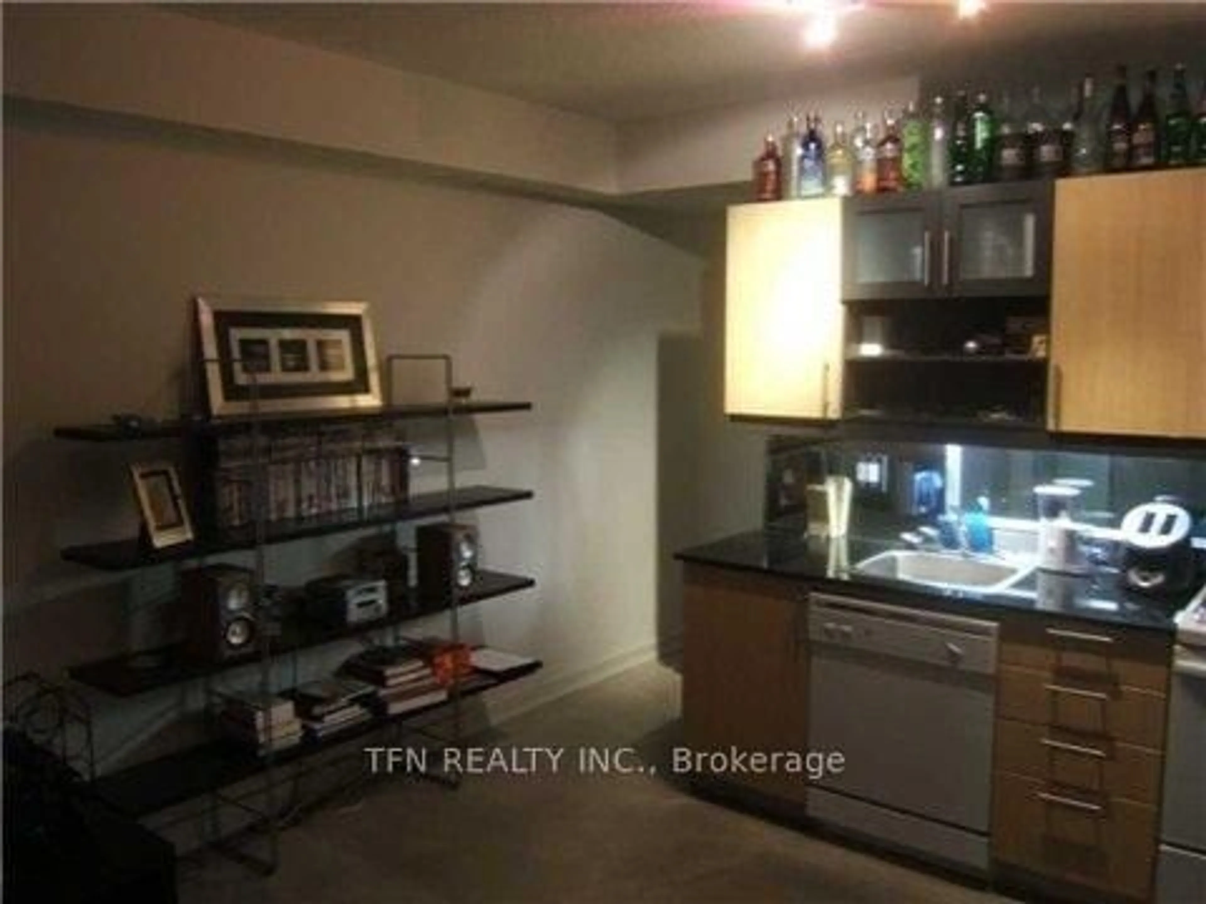 Unknown for 350 Wellington St #M22, Toronto Ontario M5V 3W9