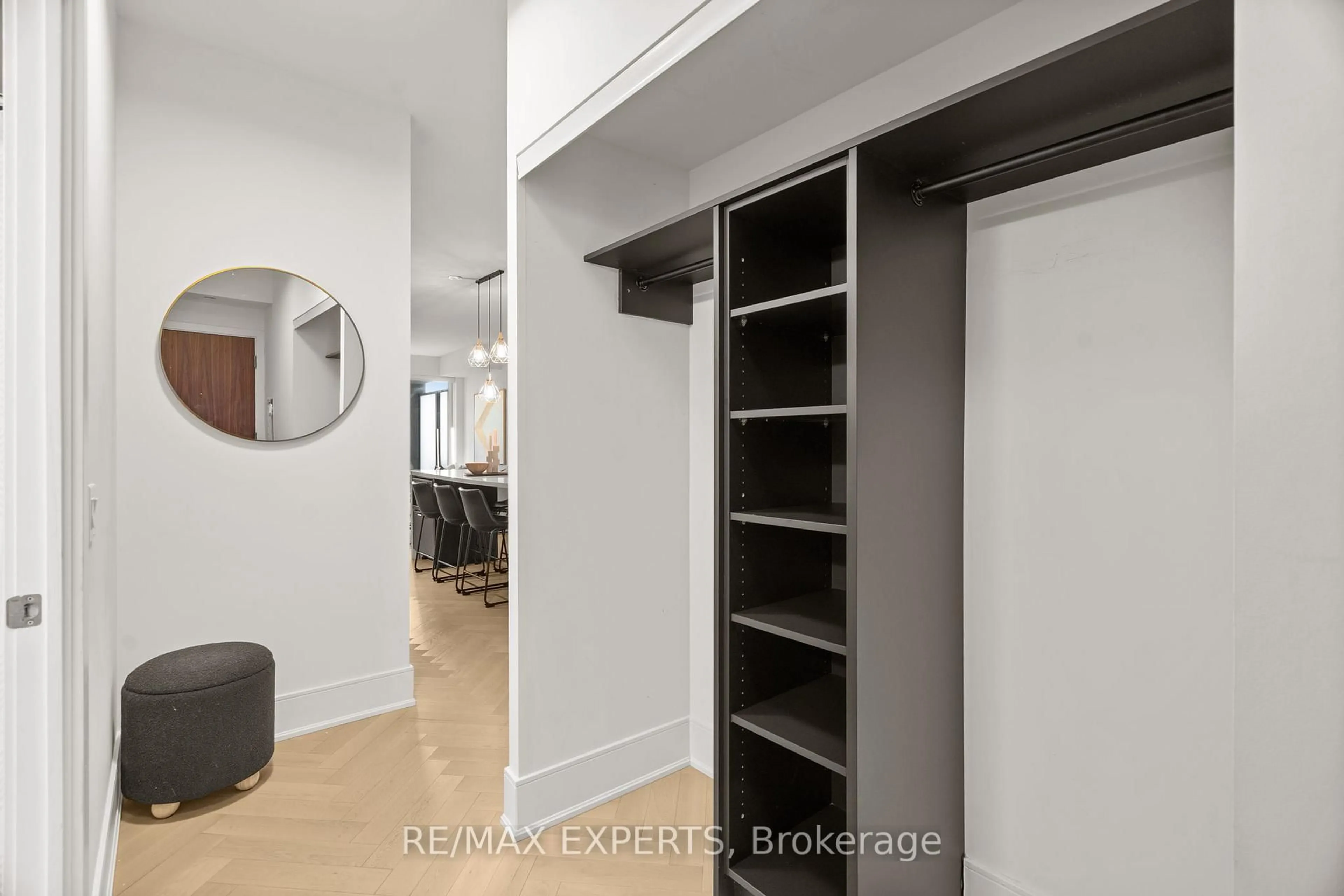 Unknown for 170 Chiltern Hill Rd #304, Toronto Ontario M6C 0A9