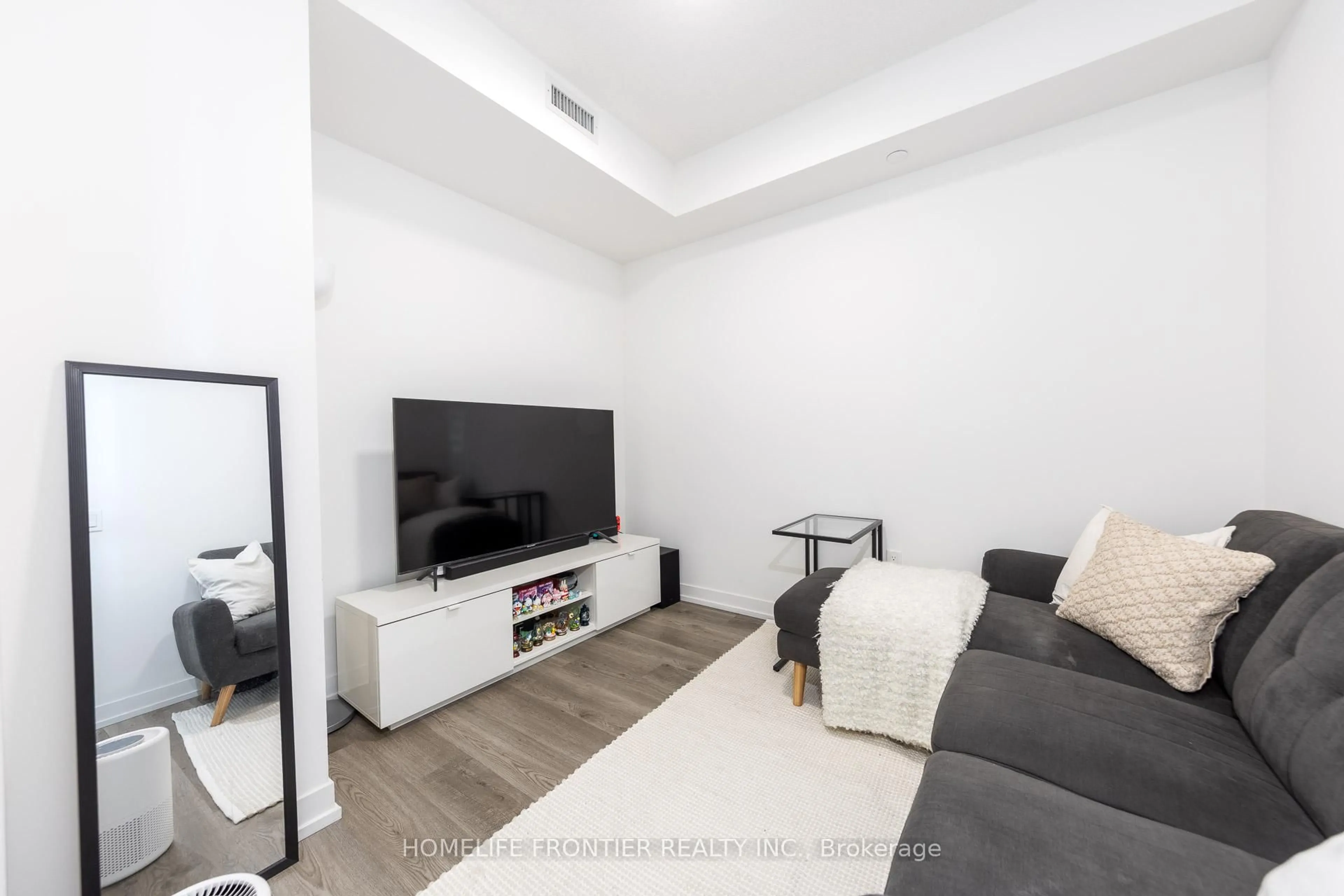 Living room with furniture, unknown for 55 Cooper St #4309, Toronto Ontario M5E 0G1