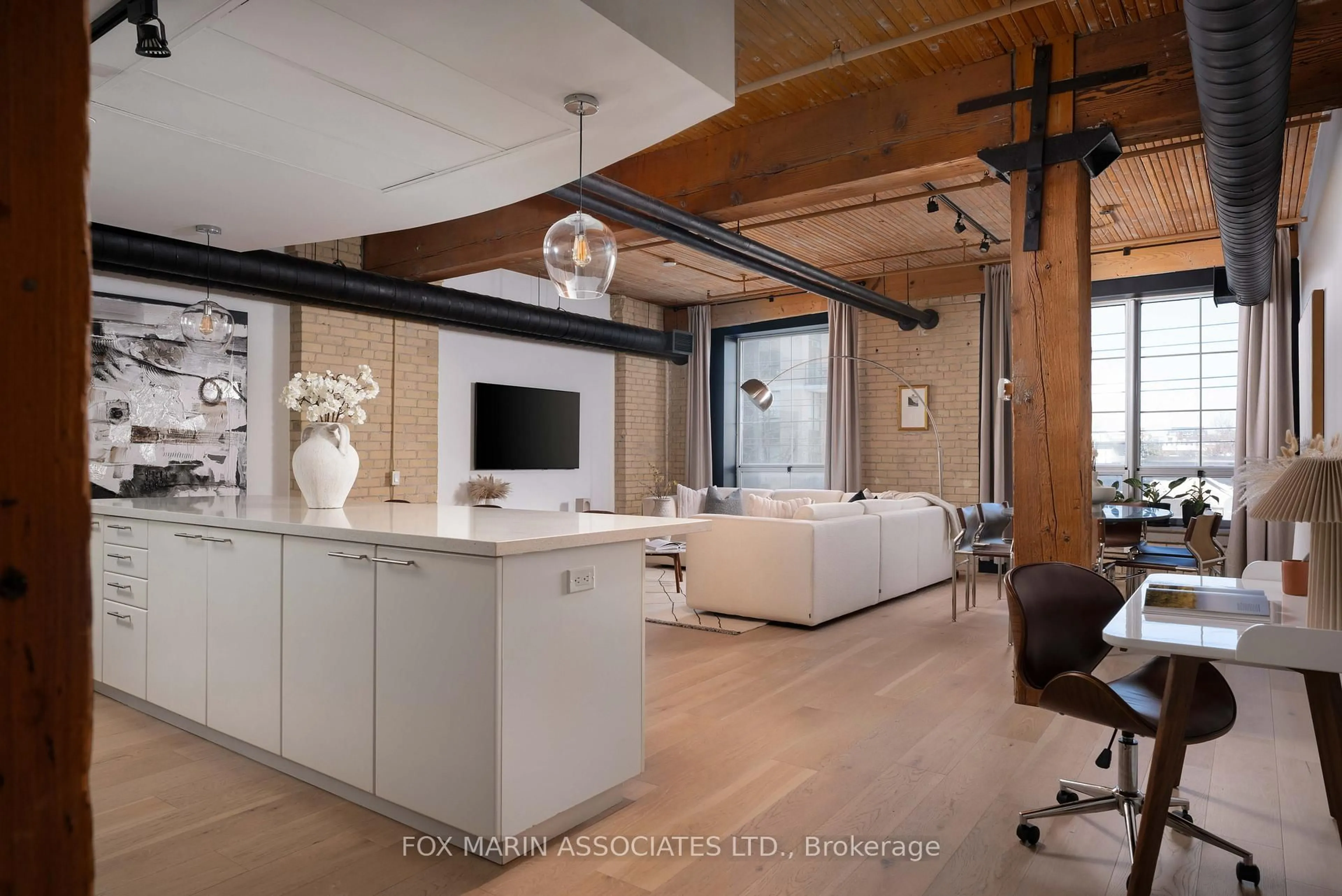 Open concept kitchen, unknown for 781 King St #402, Toronto Ontario M5V 3L5