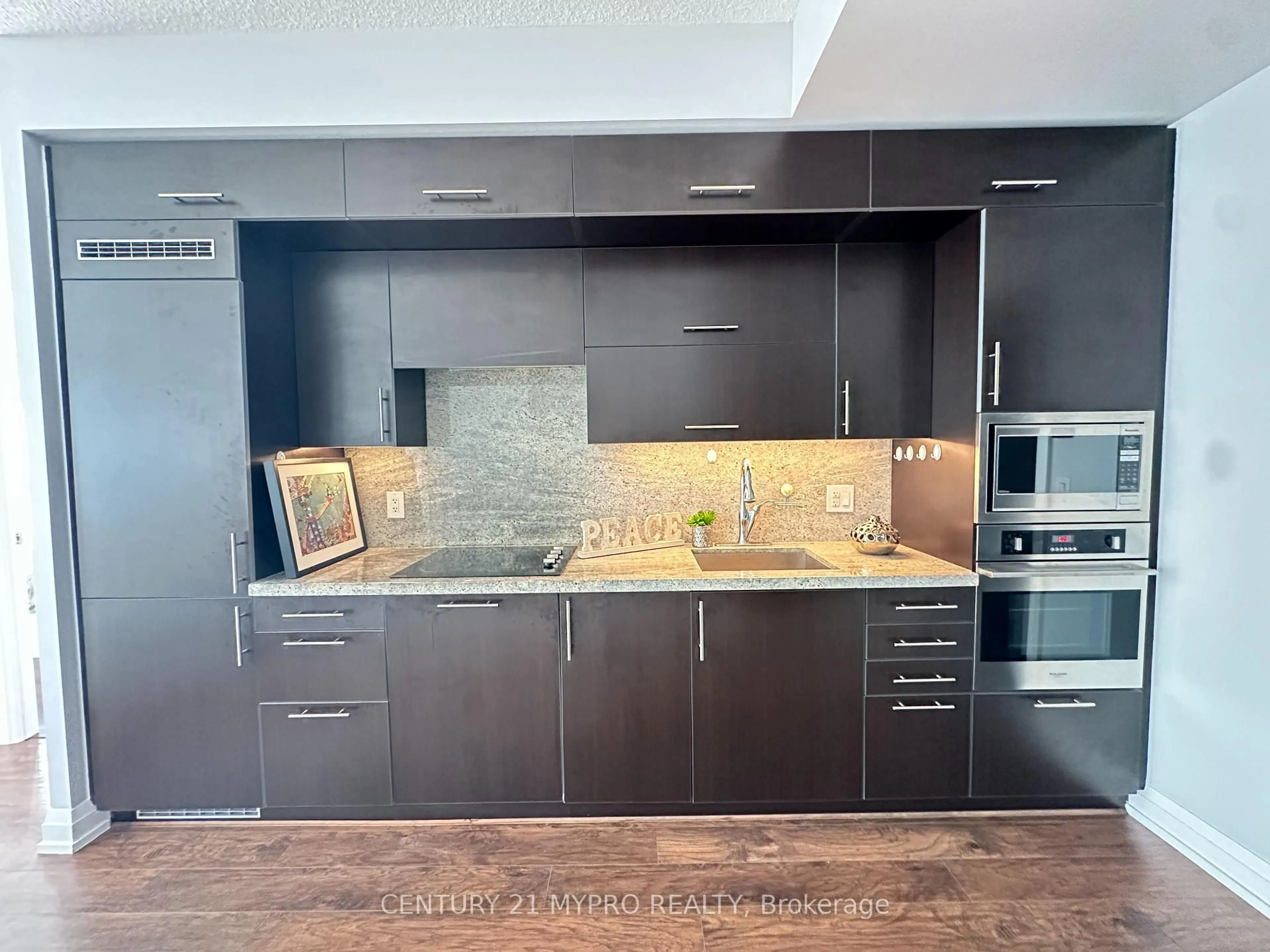 Contemporary kitchen, unknown for 2 Anndale Dr #2111, Toronto Ontario M2N 2W8