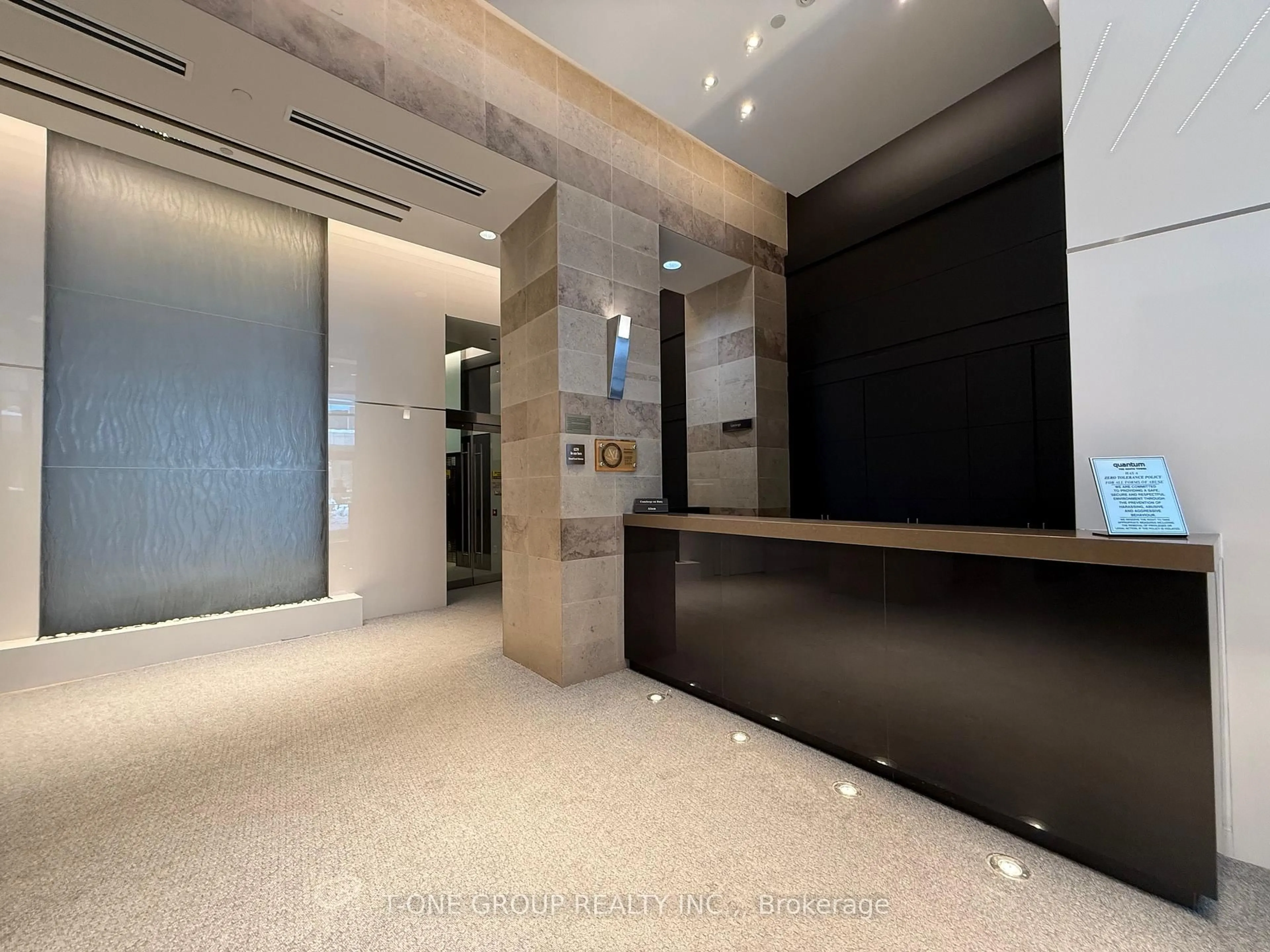 Indoor foyer for 2181 Yonge St #1503, Toronto Ontario M4S 3H7