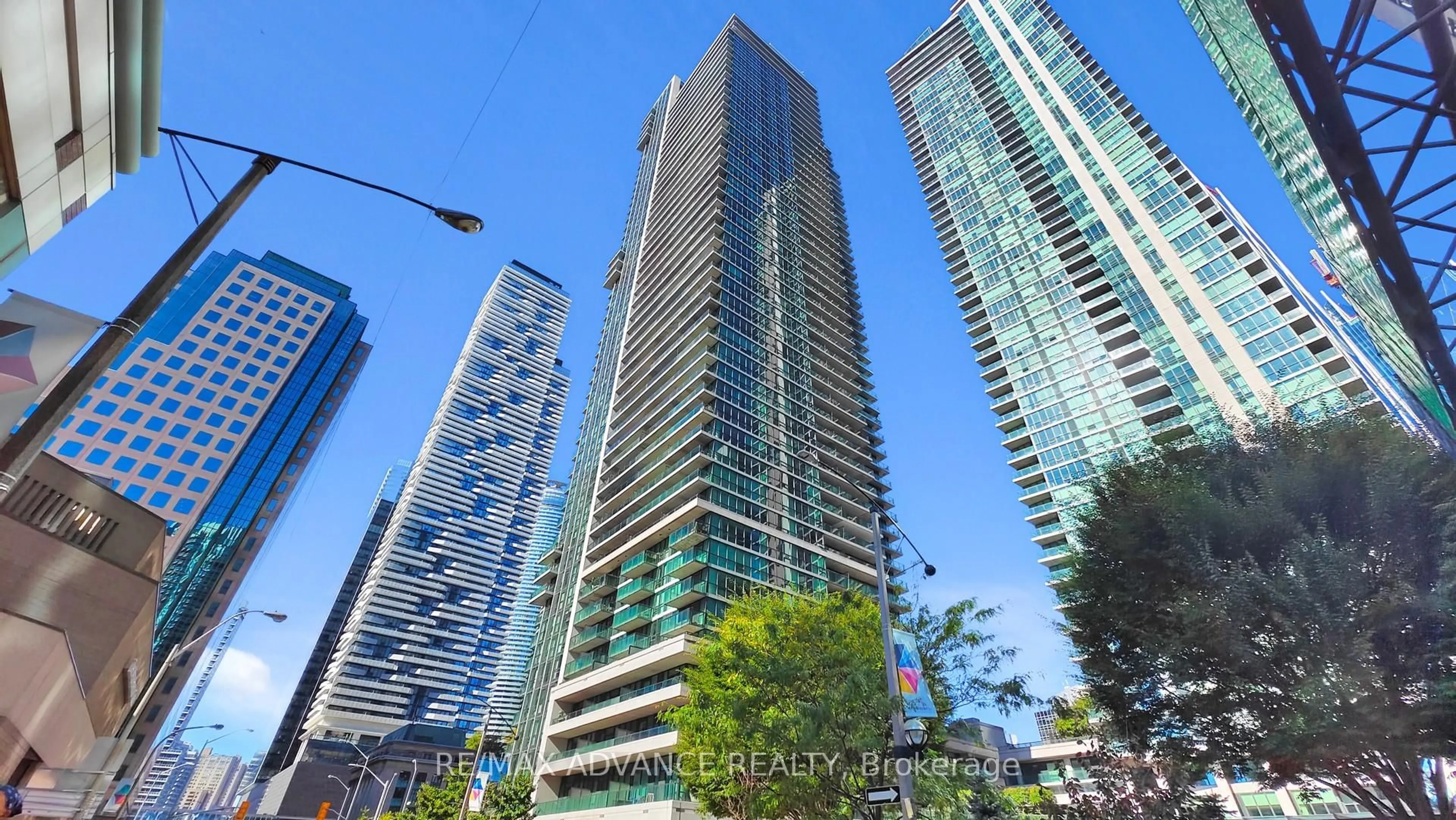 Unknown for 33 Bay St #4713, Toronto Ontario M5J 2Z3