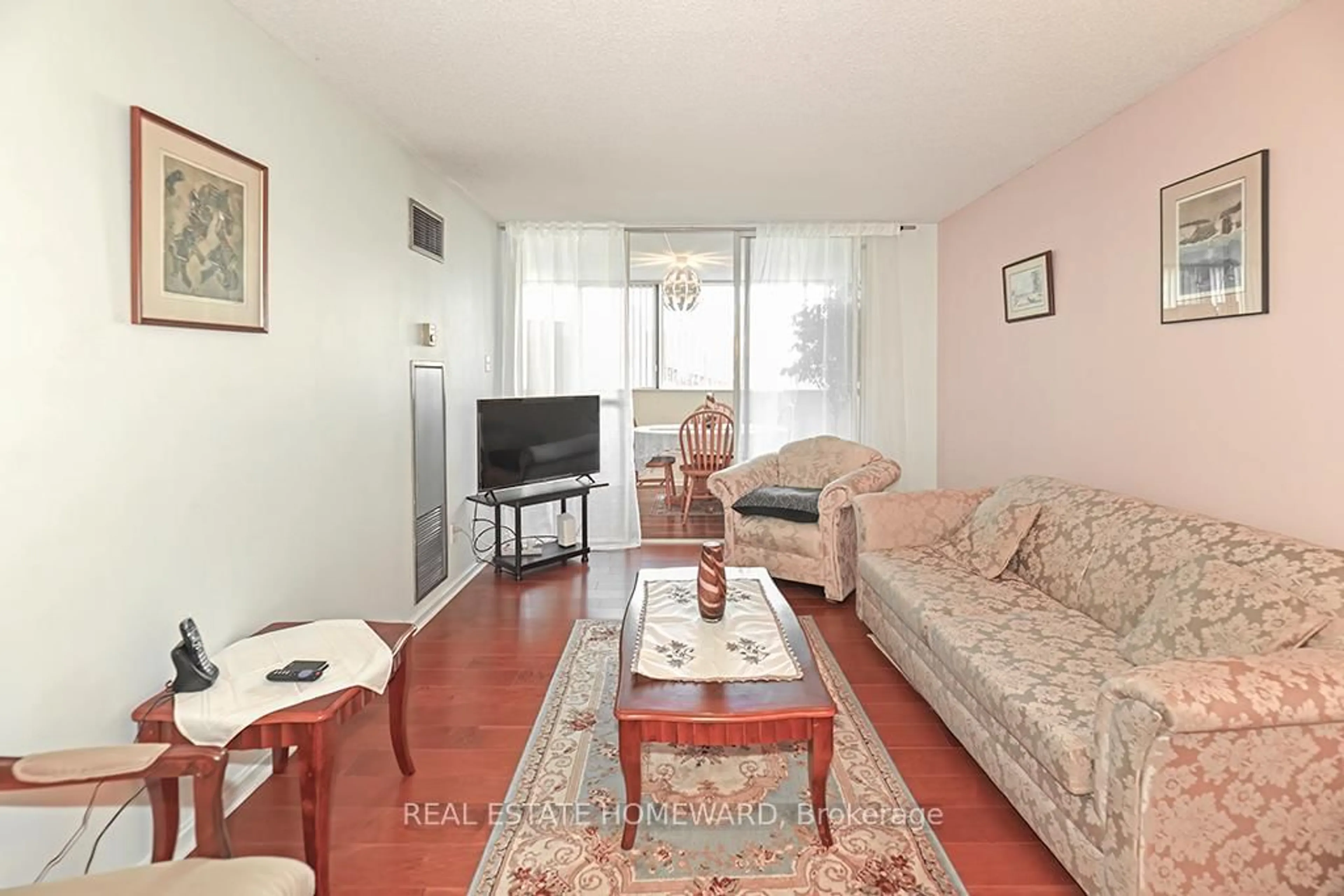 Living room with furniture, unknown for 15 Maitland Pl #204, Toronto Ontario M4Y 2X3
