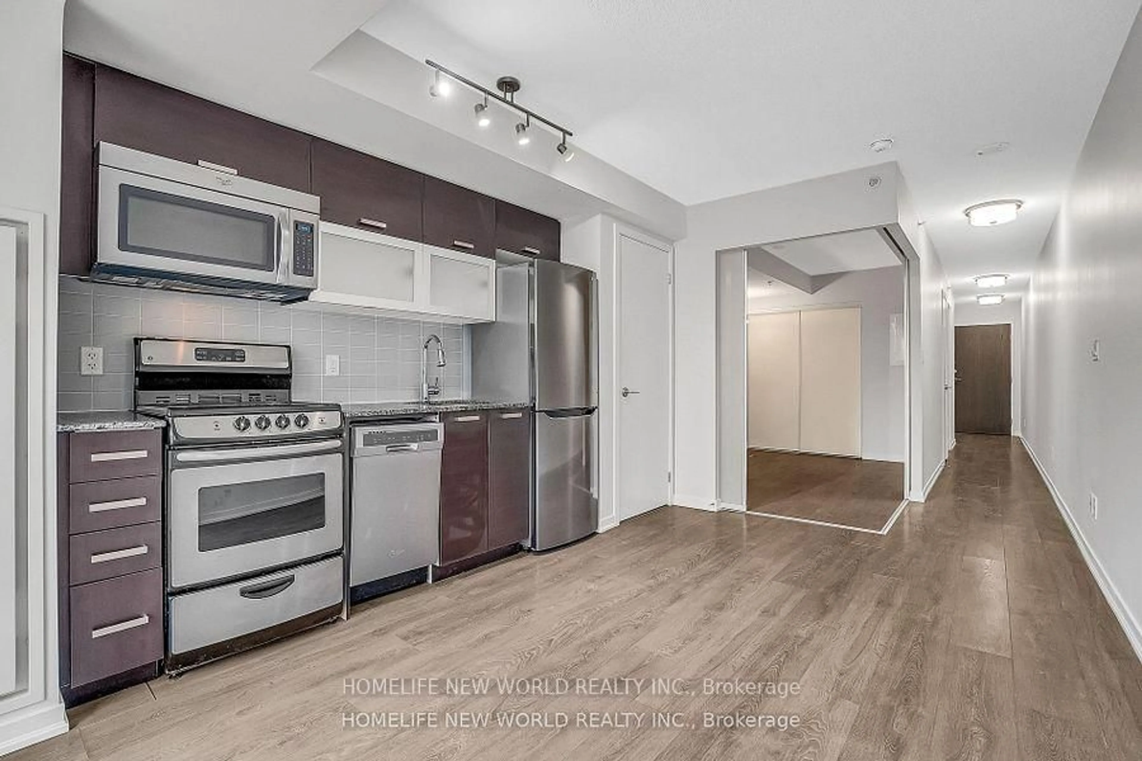 Standard kitchen, unknown for 68 Abell St #505, Toronto Ontario M6J 0B1