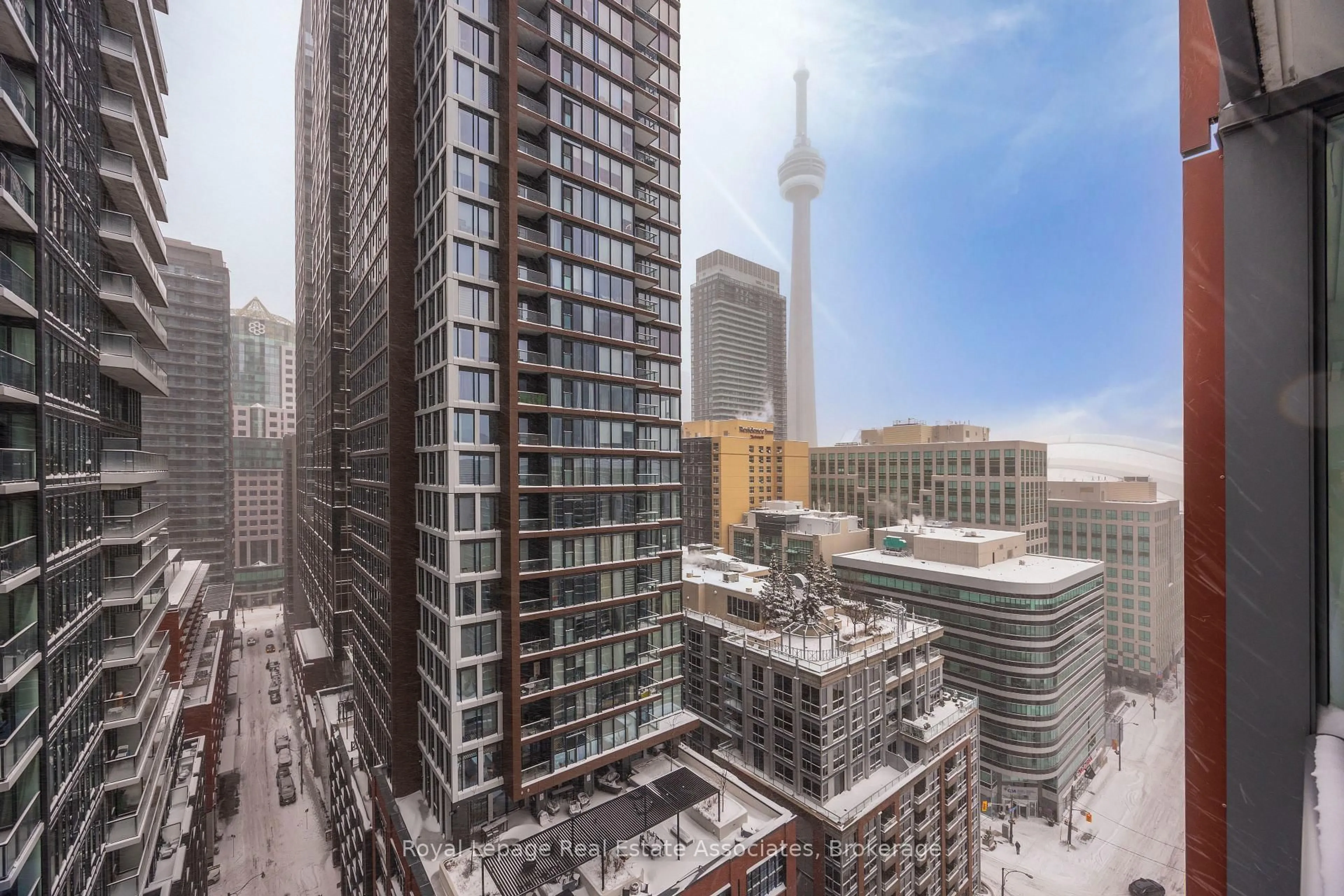 Unknown for 88 Blue Jays Way #1604, Toronto Ontario M5V 0L7