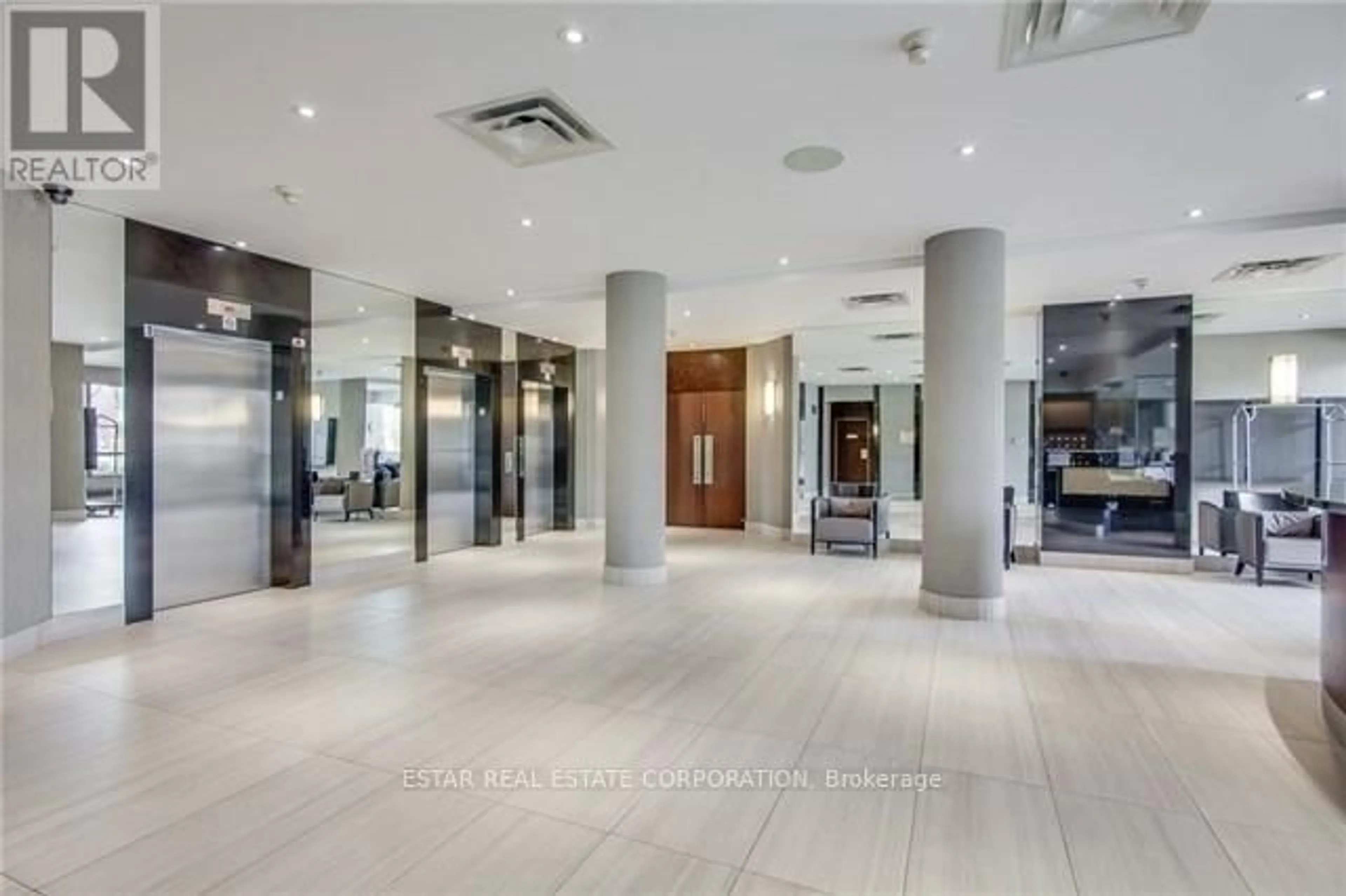 Indoor foyer for 35 Empress Ave #606, Toronto Ontario M2N 6T3