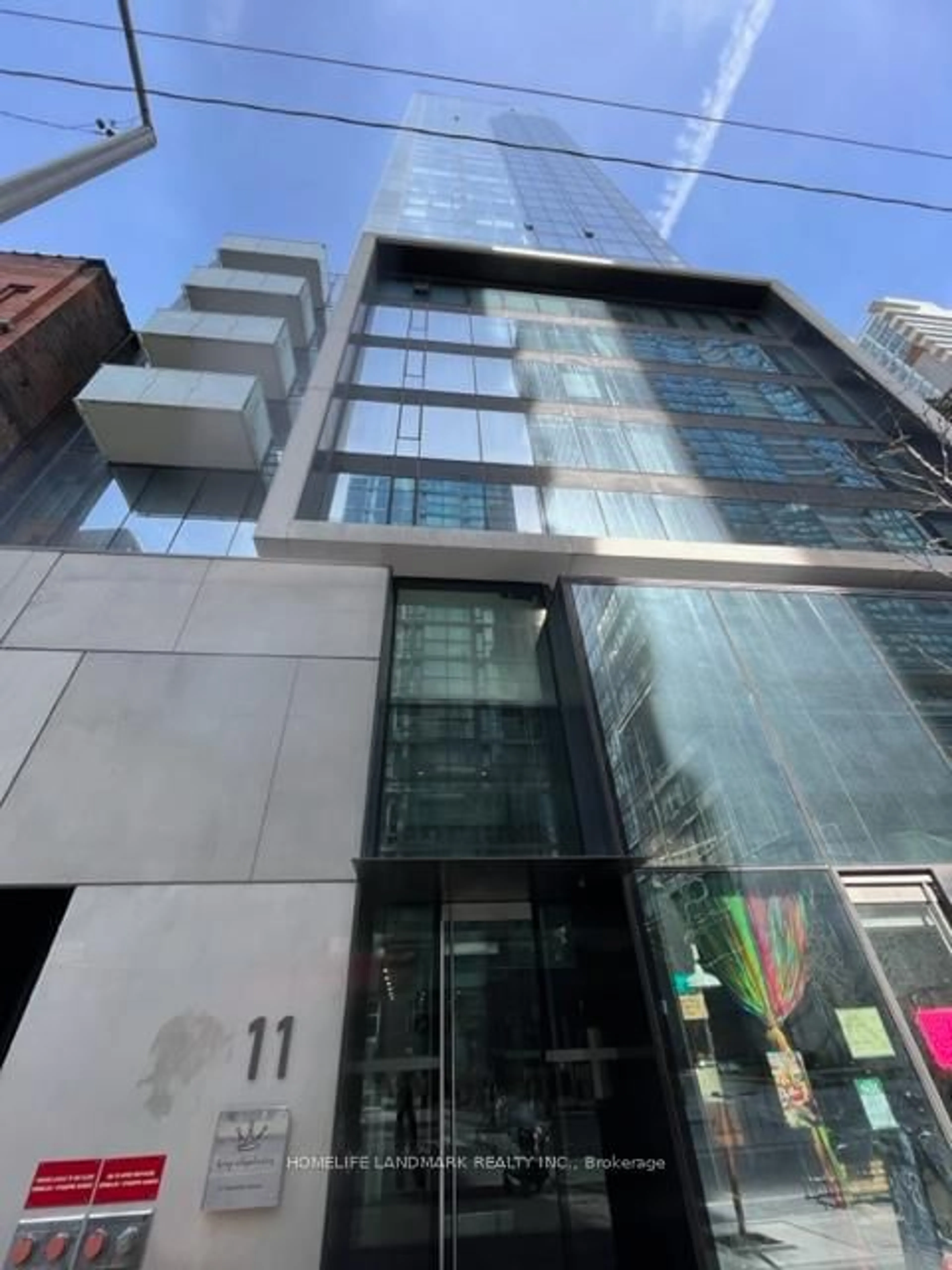 Indoor foyer for 11 Charlotte St #1602, Toronto Ontario M5V 0M6