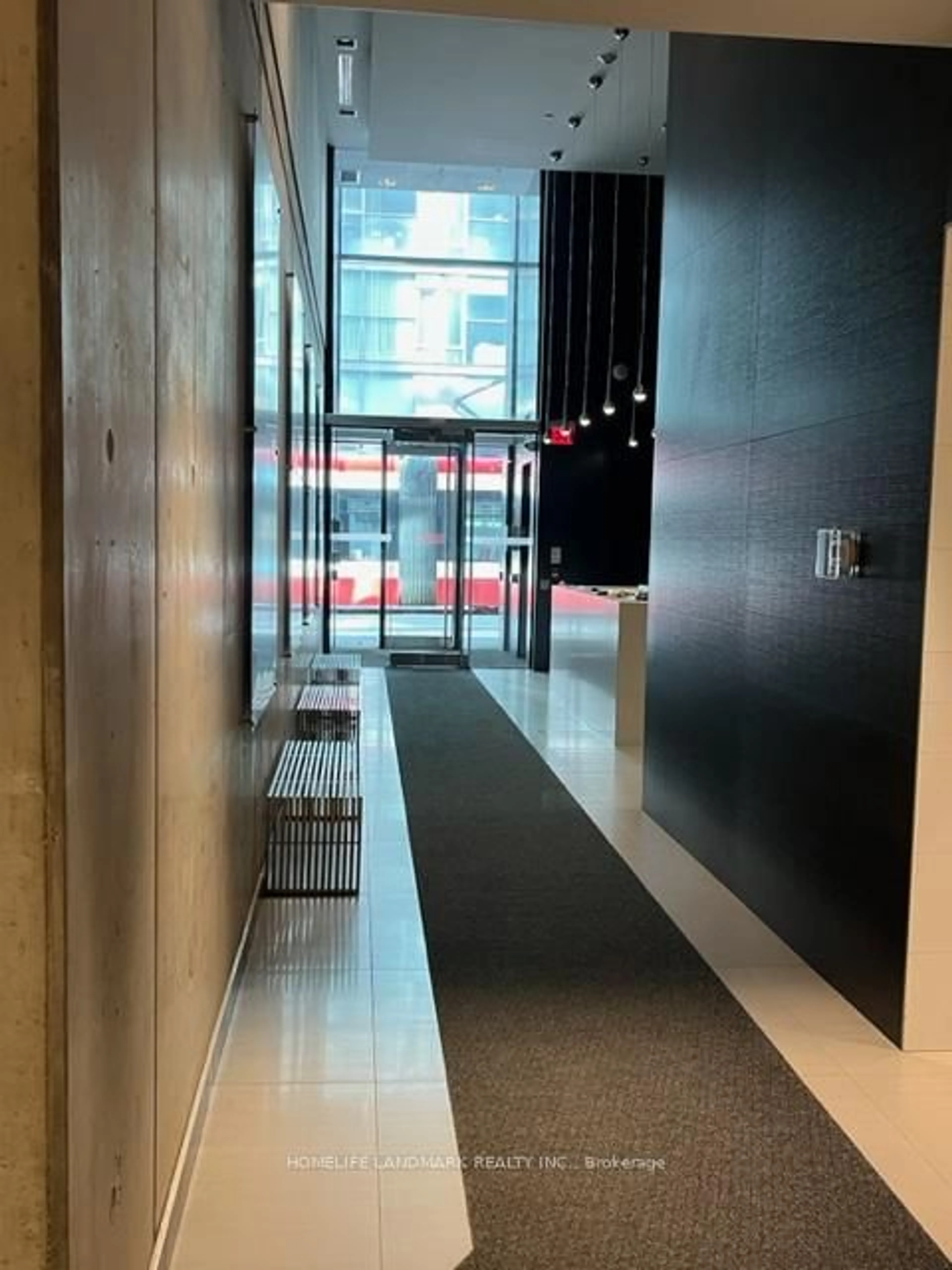 Indoor foyer for 11 Charlotte St #1602, Toronto Ontario M5V 0M6