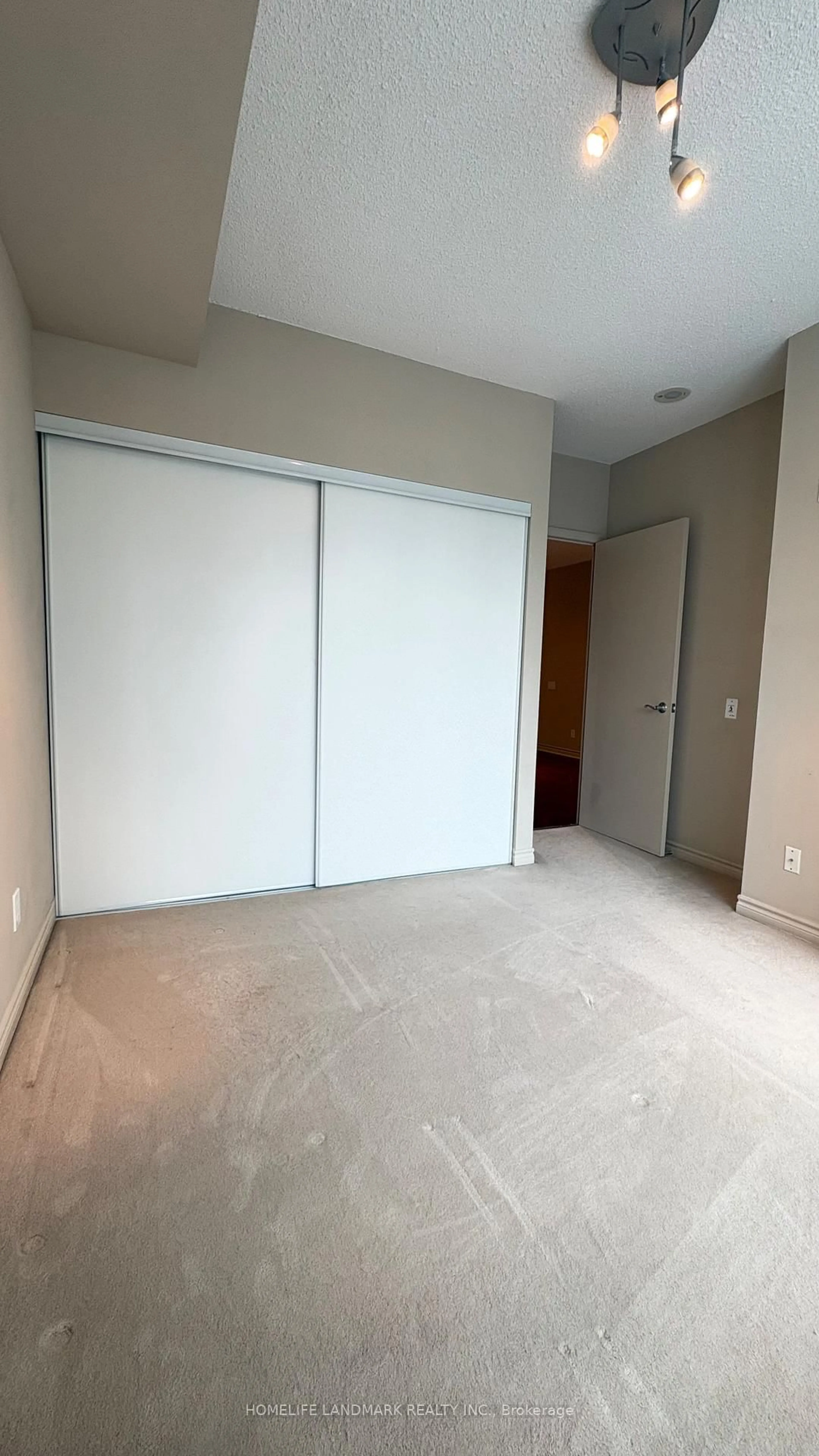 A pic of a room for 60 Byng Ave, Toronto Ontario M2N 4K3