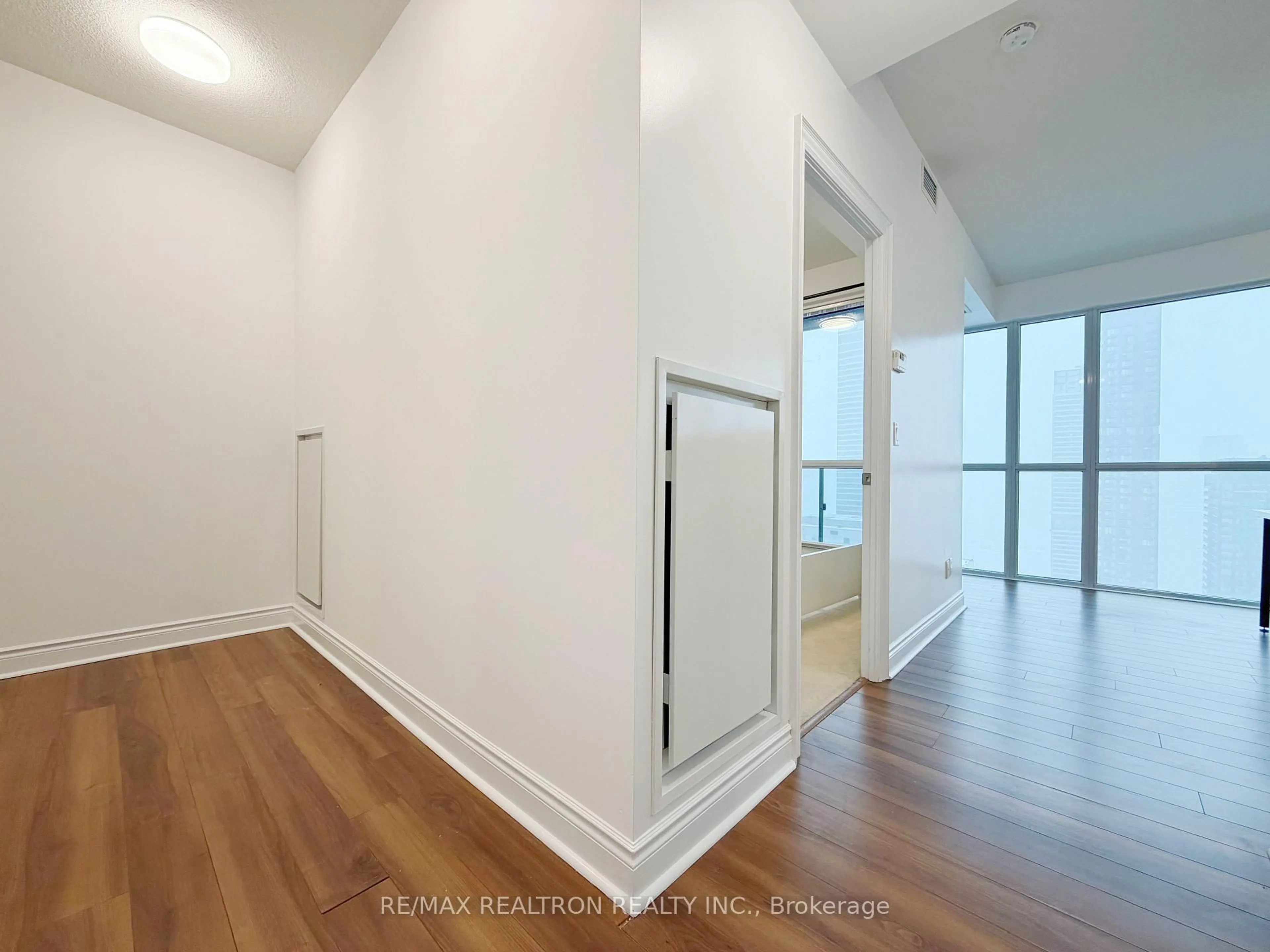 Unknown for 28 Ted Rogers Way #3602, Toronto Ontario M4Y 2J4