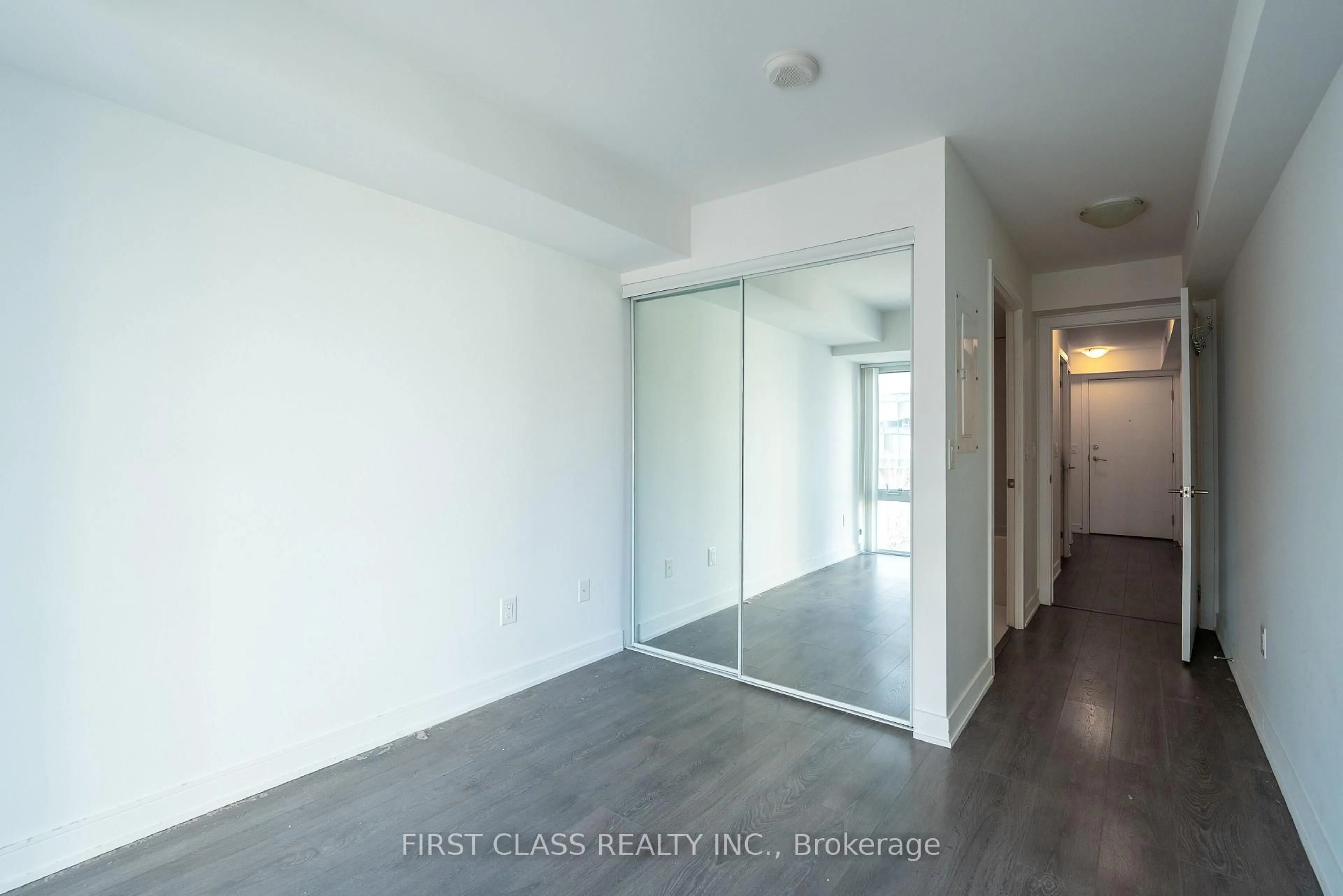 Unknown for 525 Adelaide St #1022, Toronto Ontario M5V 0N7