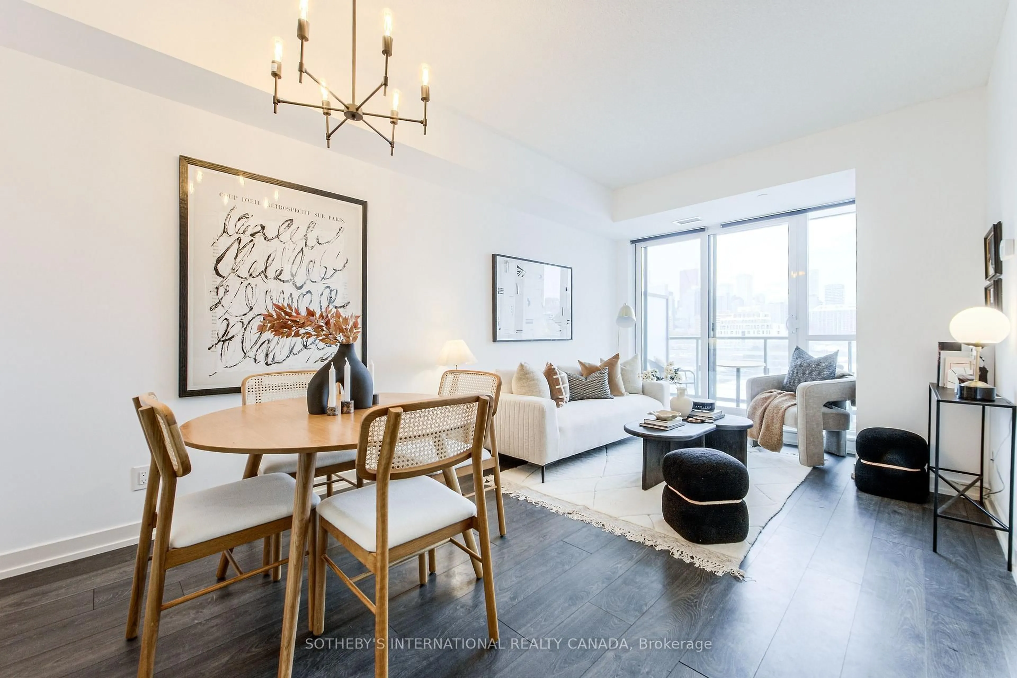 Living room with furniture, wood/laminate floor for 200 Sackville St #506, Toronto Ontario M5A 0C4