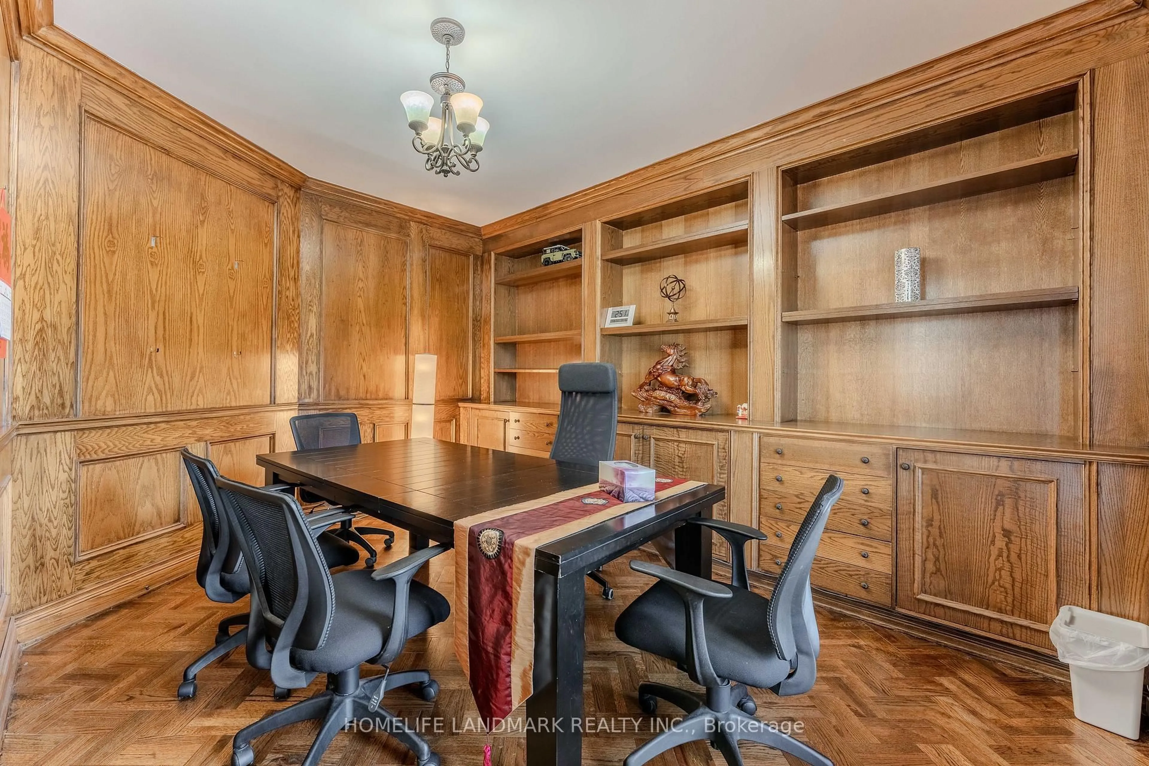 Dining room, wood/laminate floor for 21 Kirkdale Cres, Toronto Ontario M3B 2J7