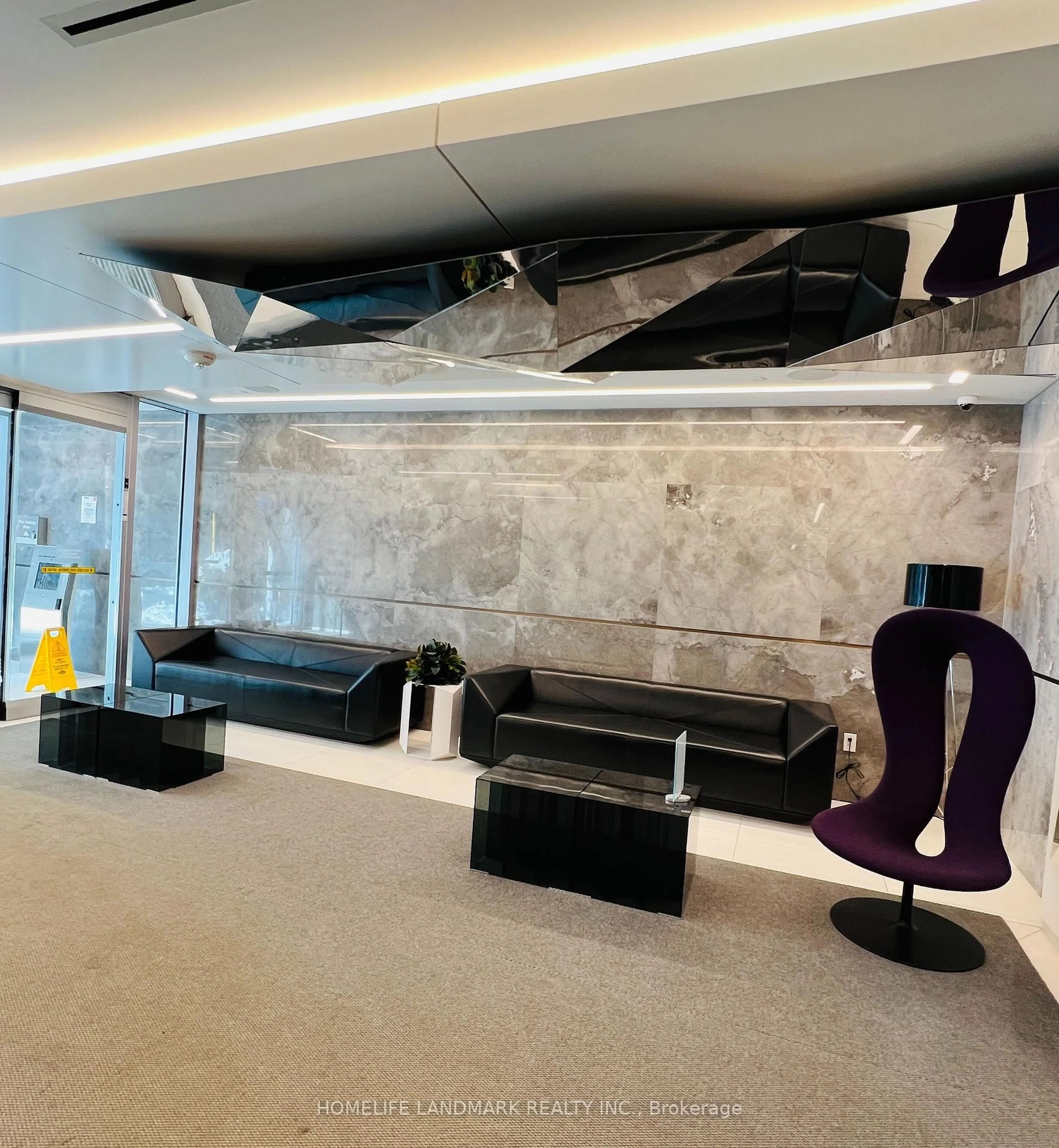 Lobby for 50 Mccaul St #PH09, Toronto Ontario M5T 1V9