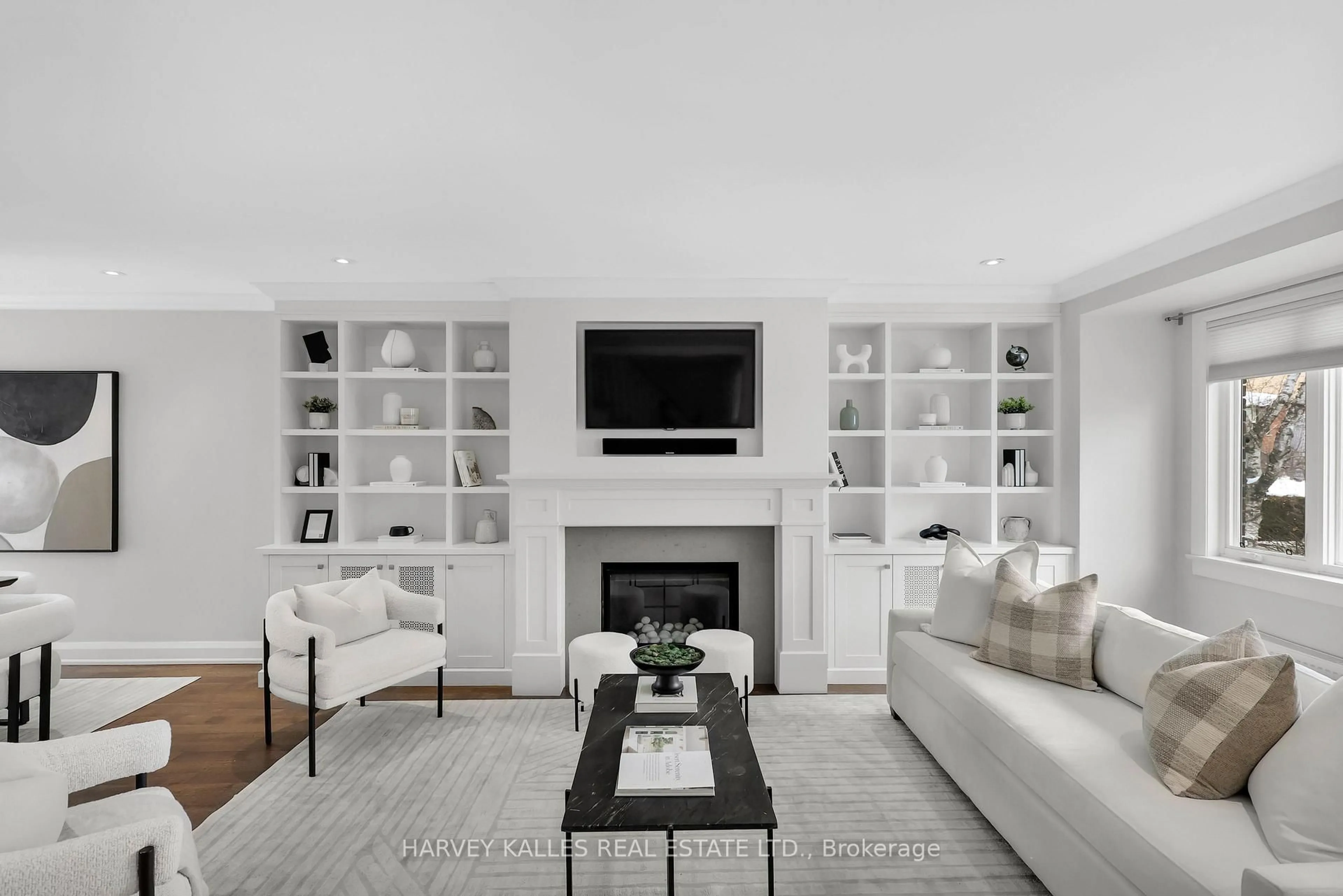 Living room with furniture, unknown for 50 Elm Rd, Toronto Ontario M5M 3T4