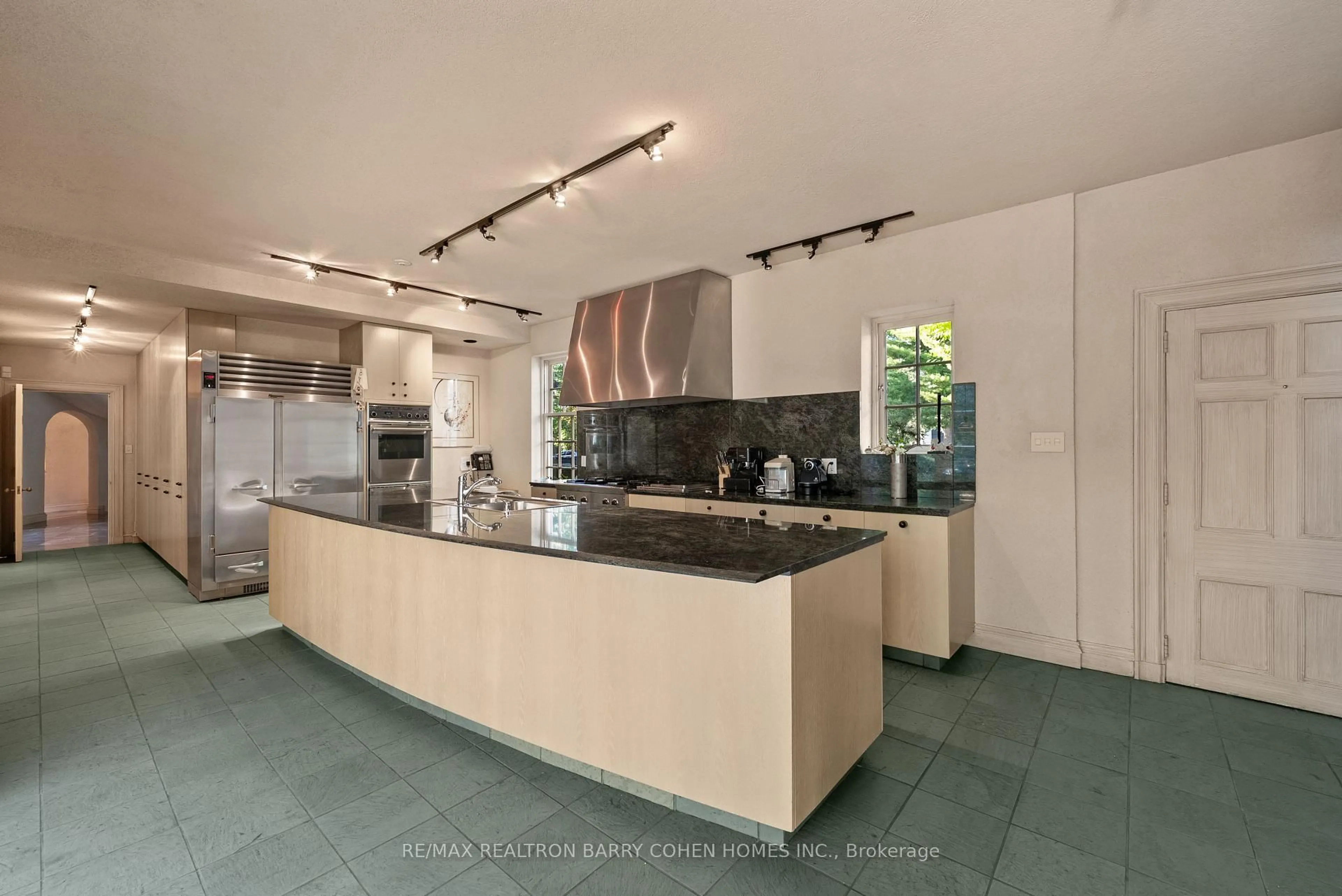 Contemporary kitchen, ceramic/tile floor for 7 Alderbrook Dr, Toronto Ontario M3B 1E3