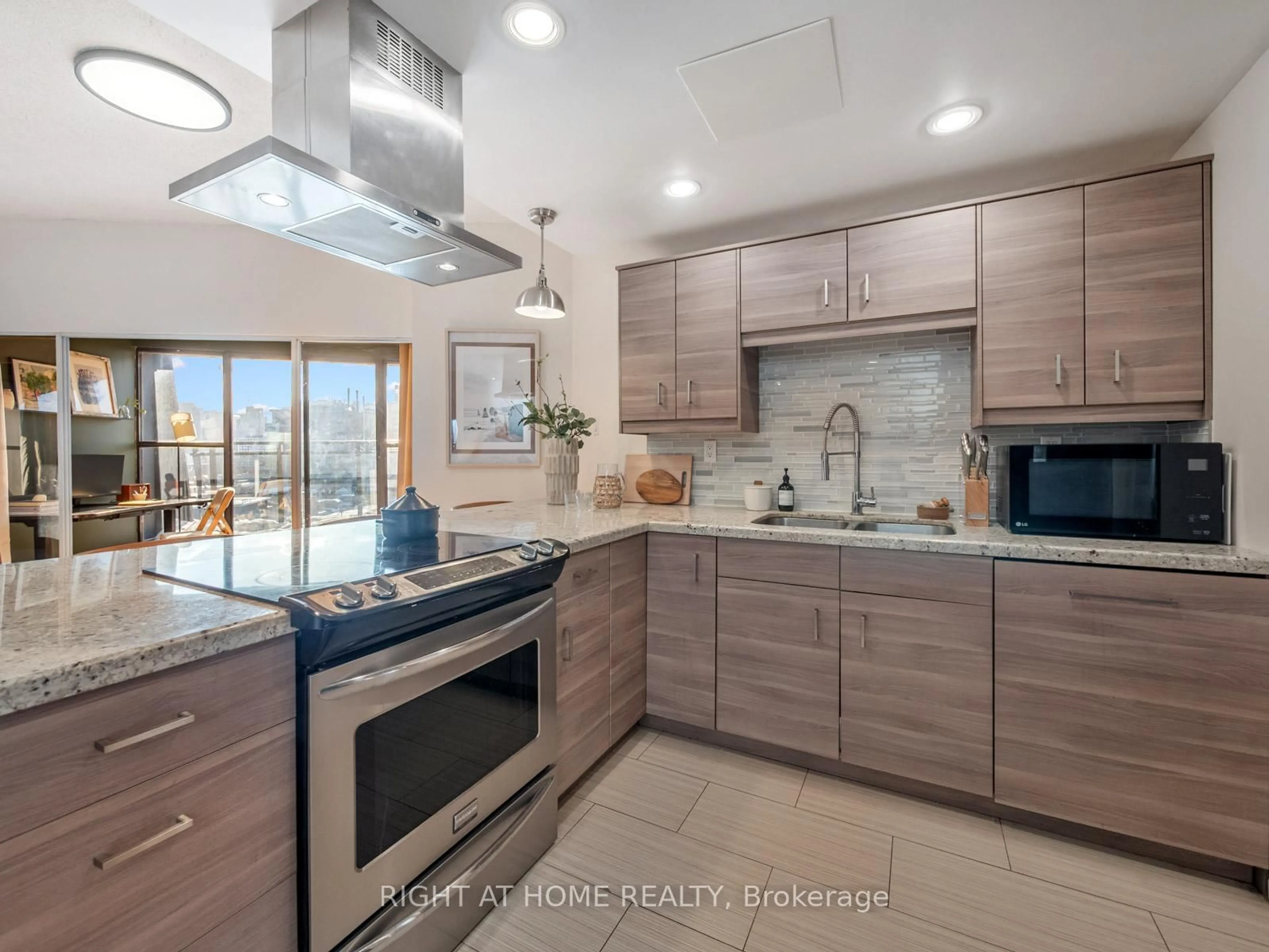 Contemporary kitchen, ceramic/tile floor for 456 College St #815, Toronto Ontario M6G 4A3