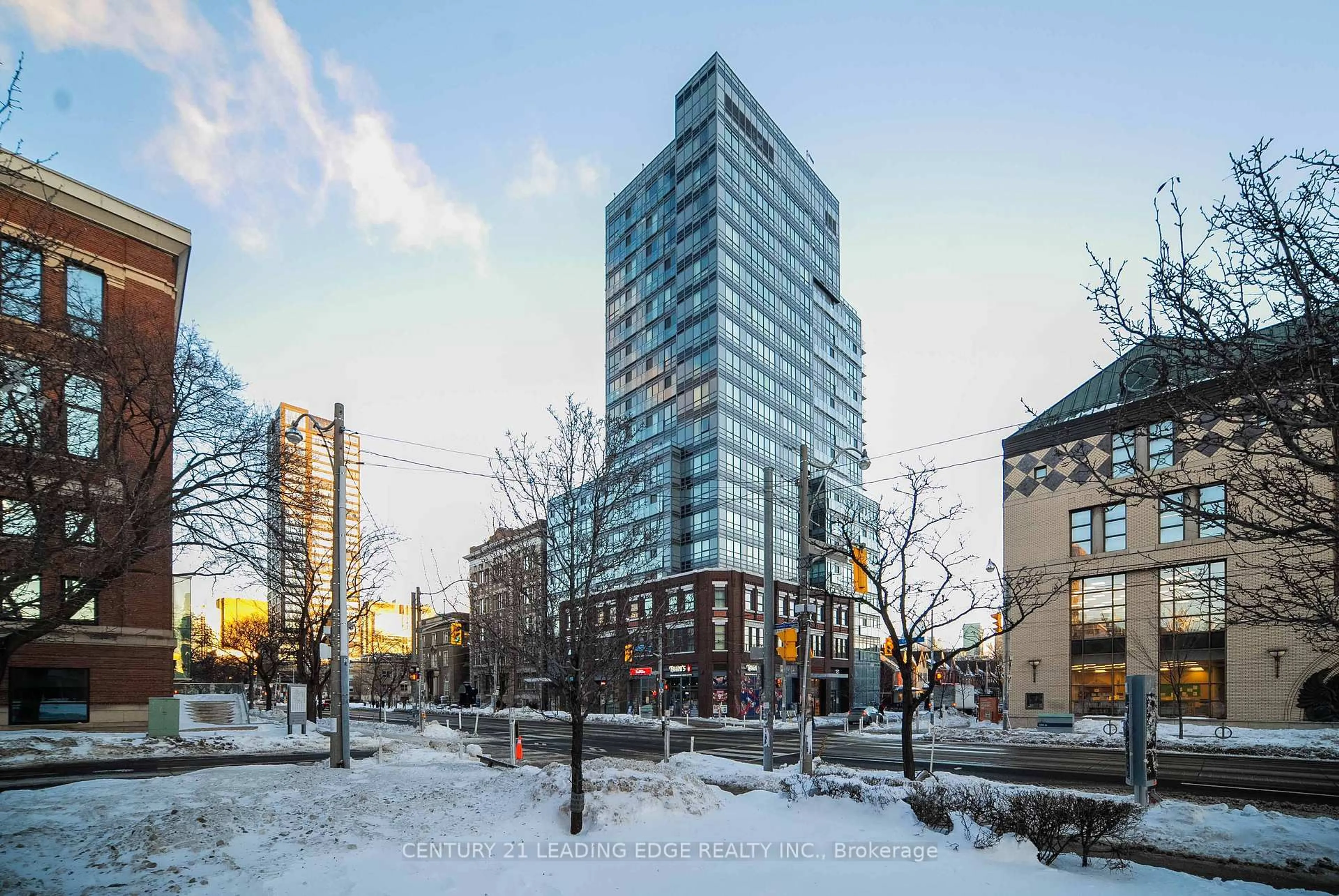 Unknown for 181 Huron St #1605, Toronto Ontario M5T 0C1