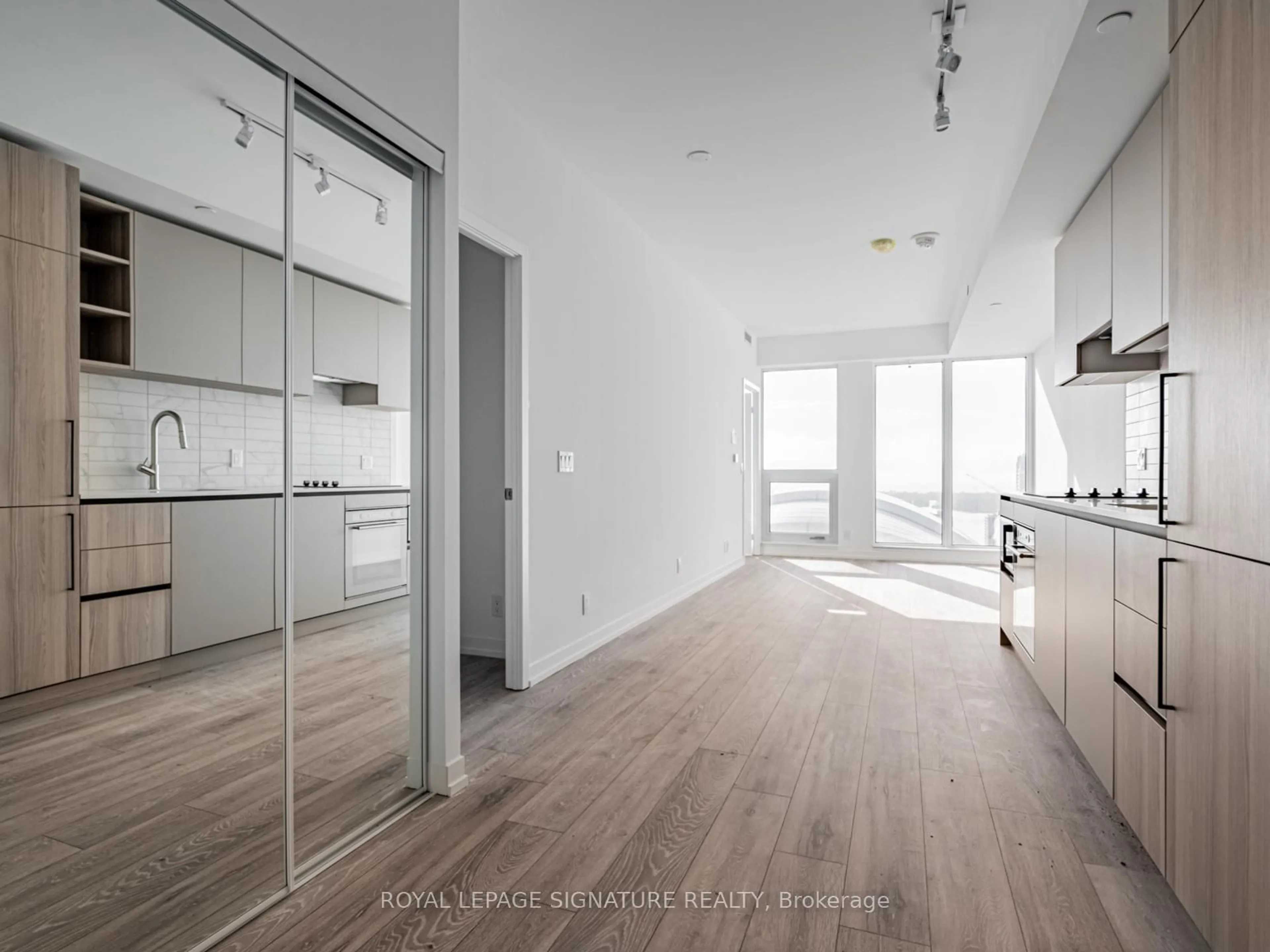 Open concept kitchen, unknown for 55 Mercer St #3311, Toronto Ontario M5V 3W2