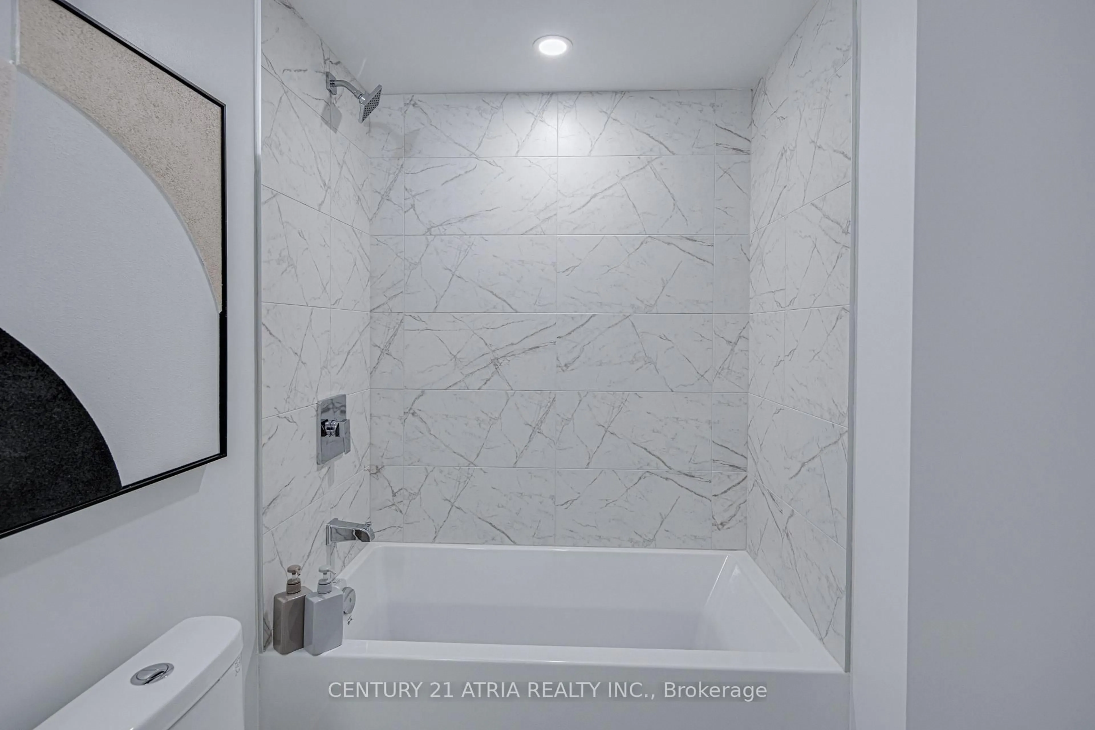 Contemporary bathroom, ceramic/tile floor for 82 Dalhousie St #2215, Toronto Ontario M5B 0C5