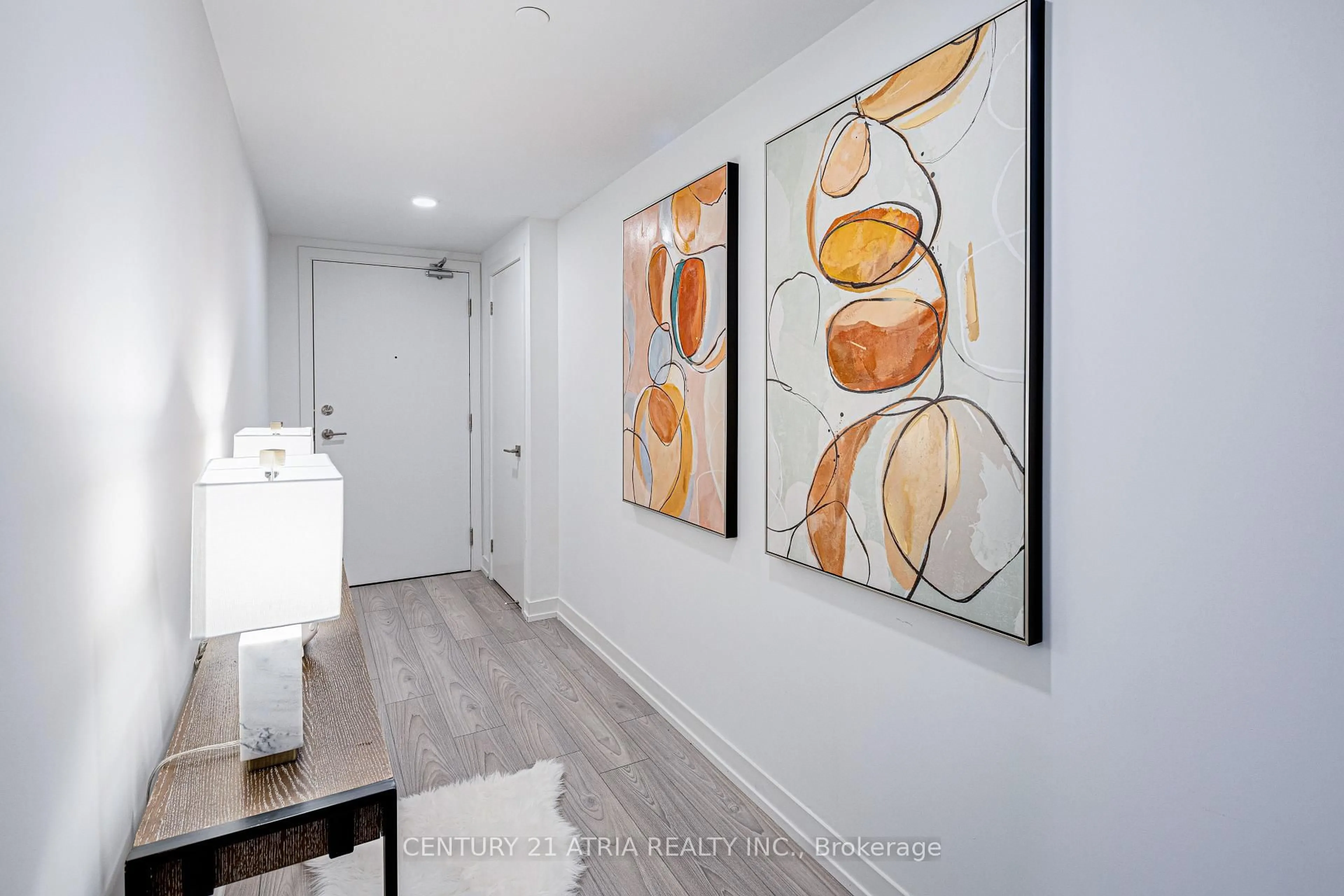 Indoor entryway for 82 Dalhousie St #2803, Toronto Ontario M5B 0C5