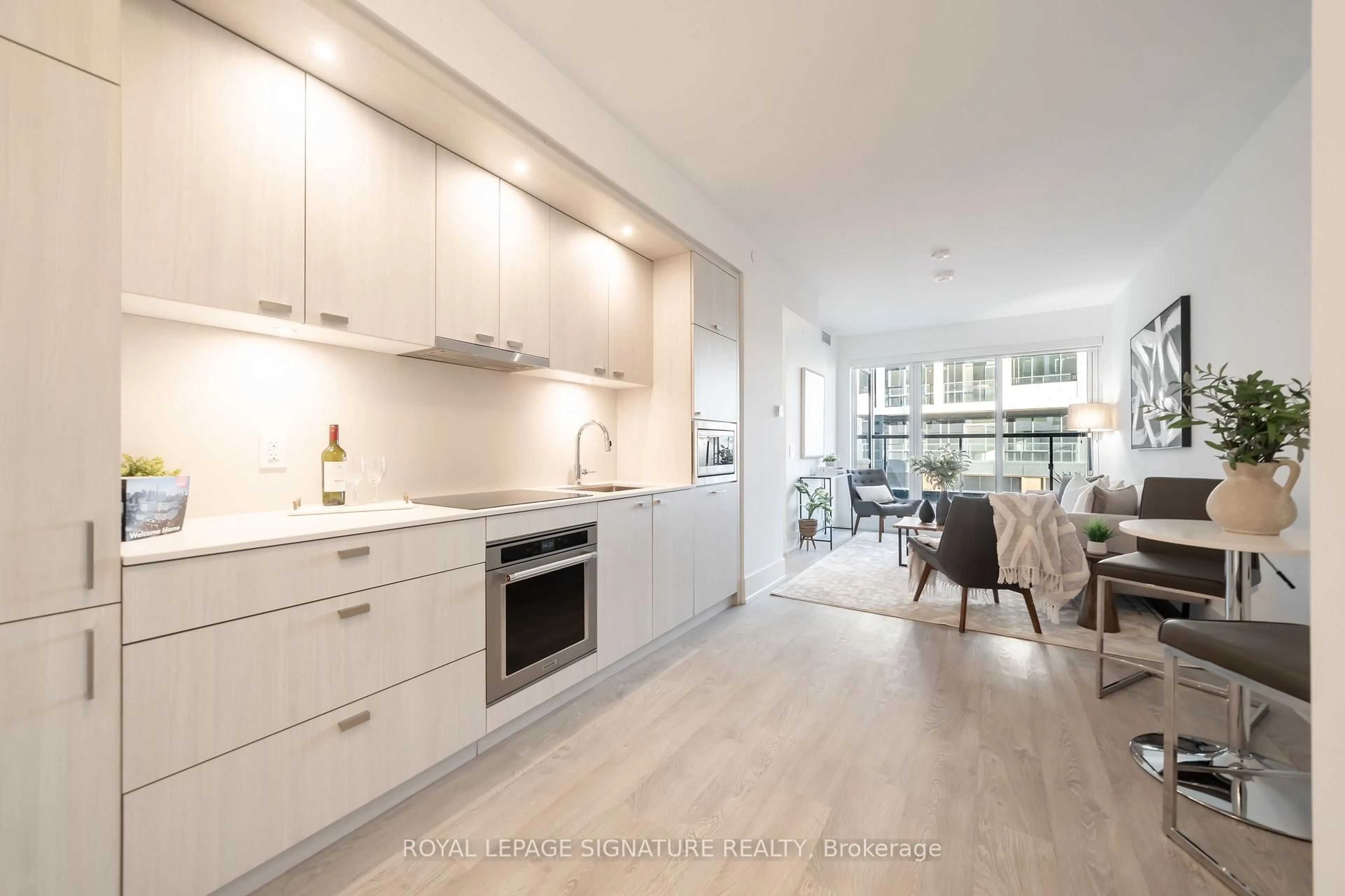 Open concept kitchen, unknown for 115 Denison Ave #303, Toronto Ontario M5T 2N1