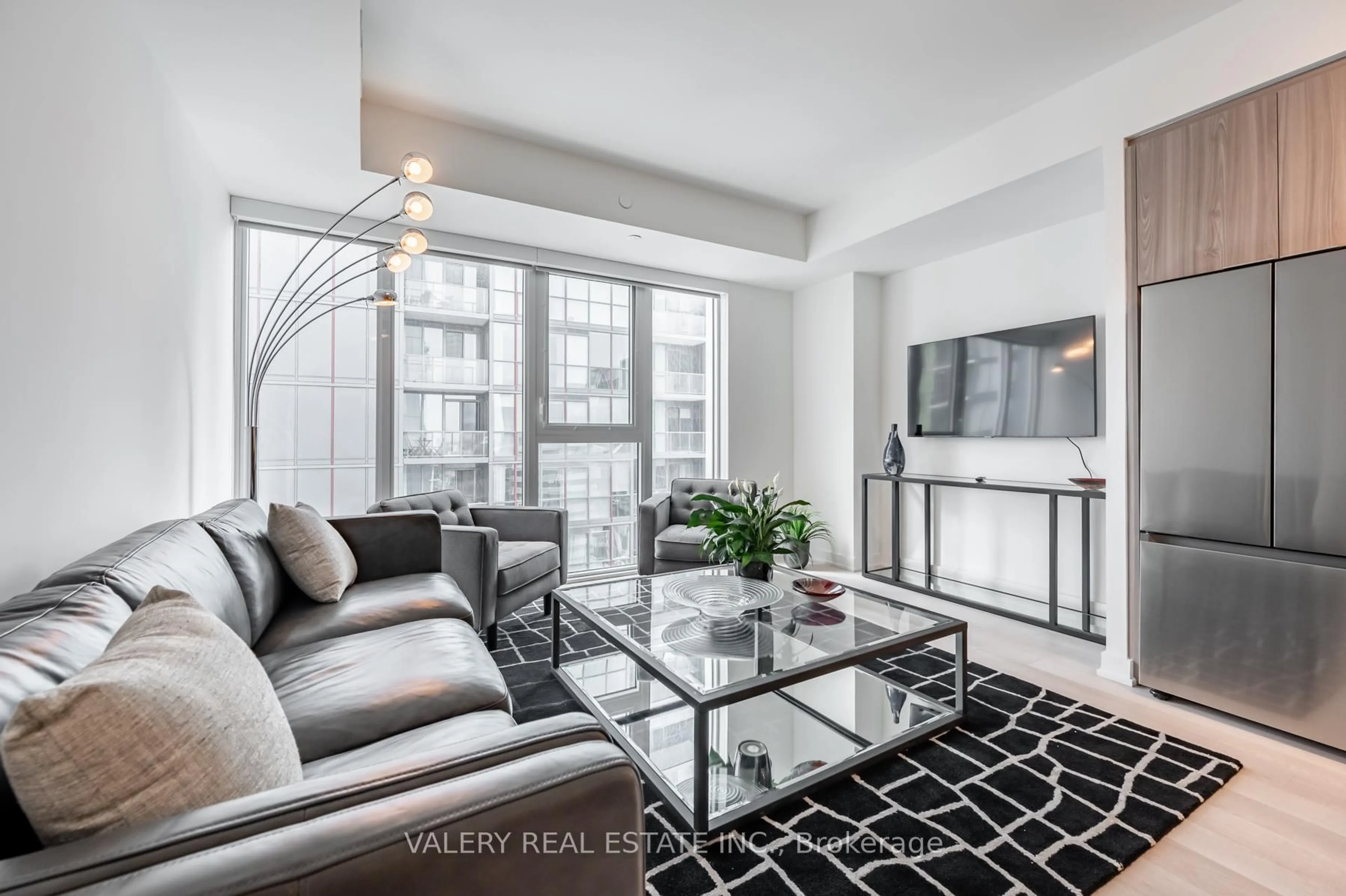 Living room with furniture, unknown for 357 King St #3109, Toronto Ontario M5V 0S7