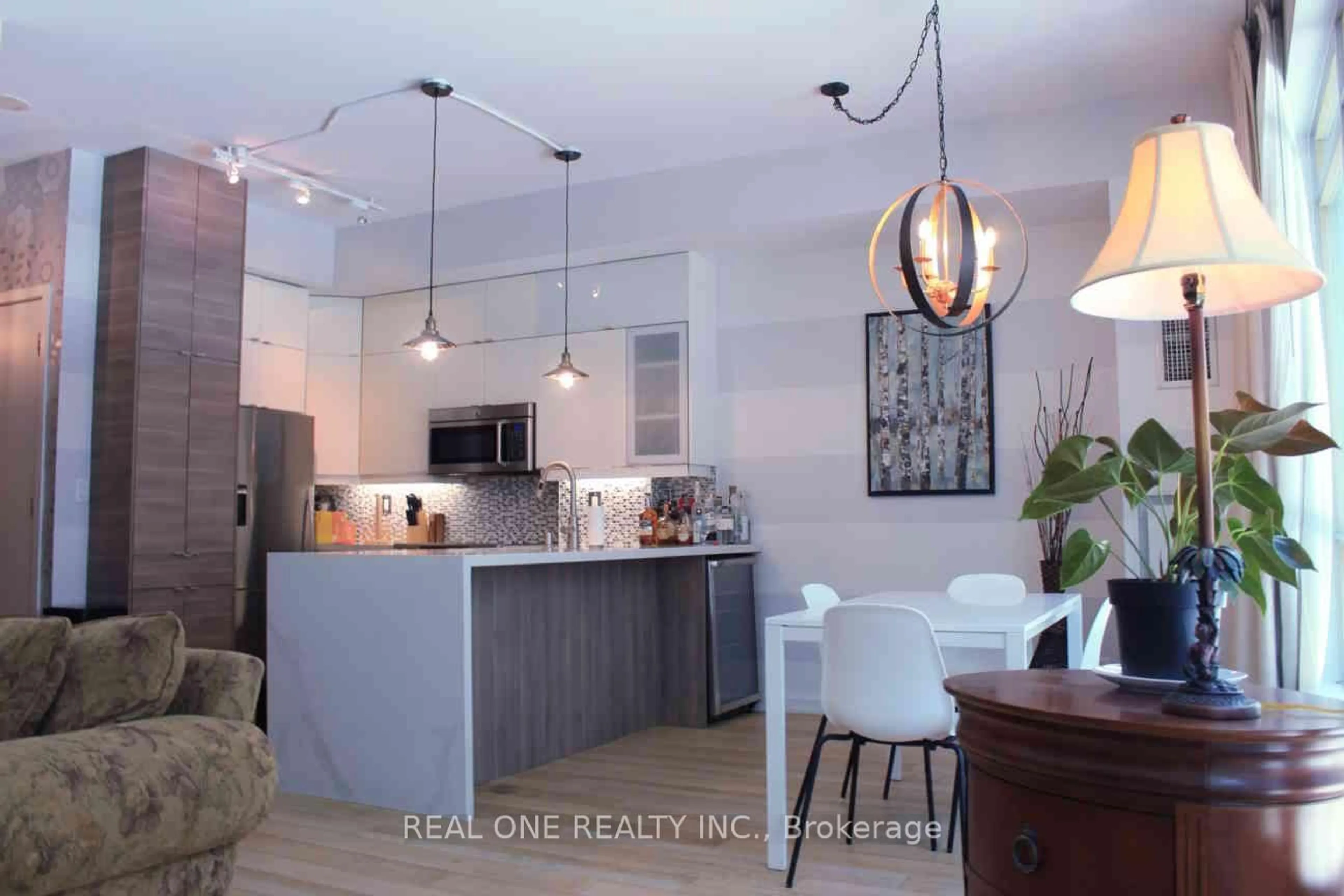 Open concept kitchen, unknown for 350 Wellington St #225, Toronto Ontario M5V 3W9