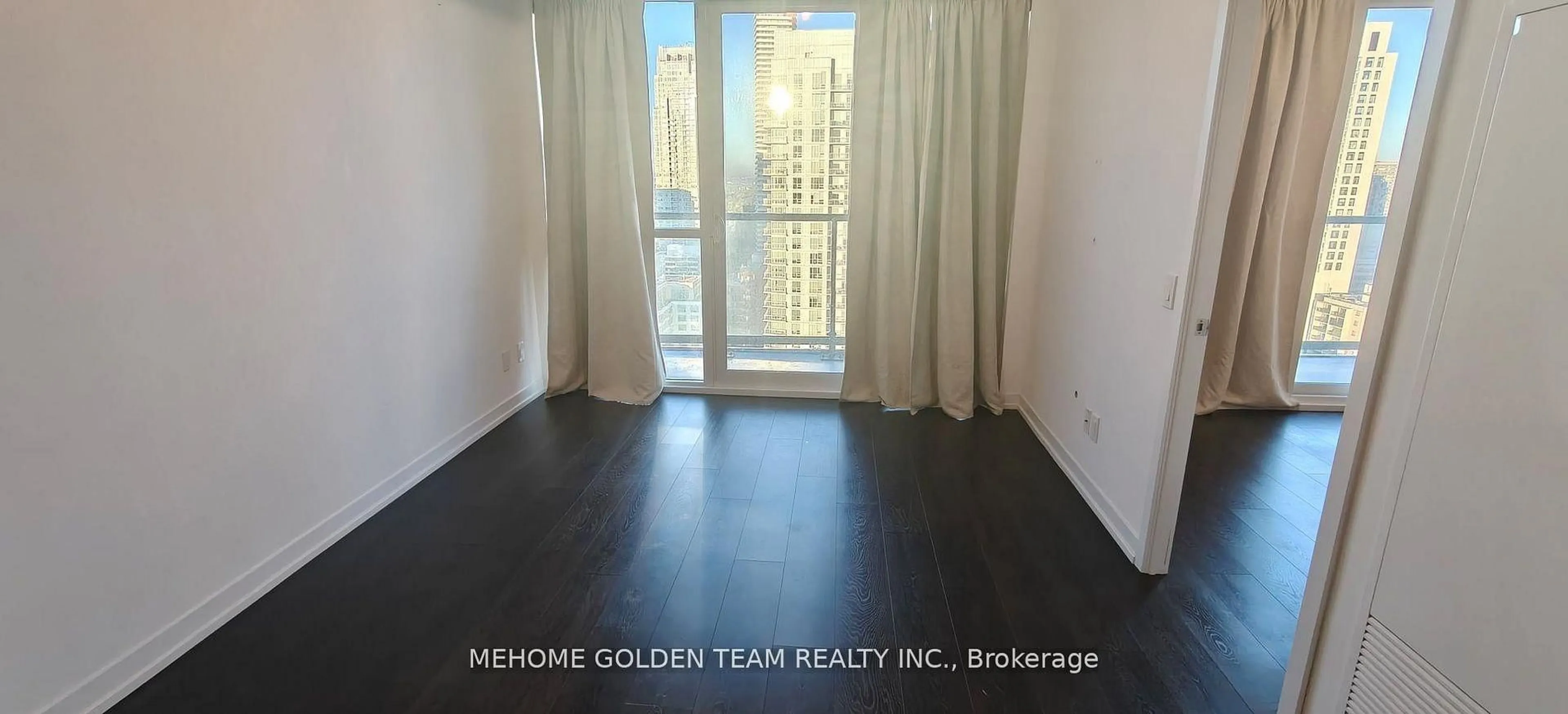 A pic of a room for 125 Redpath Ave #3207, Toronto Ontario M4S 0B5