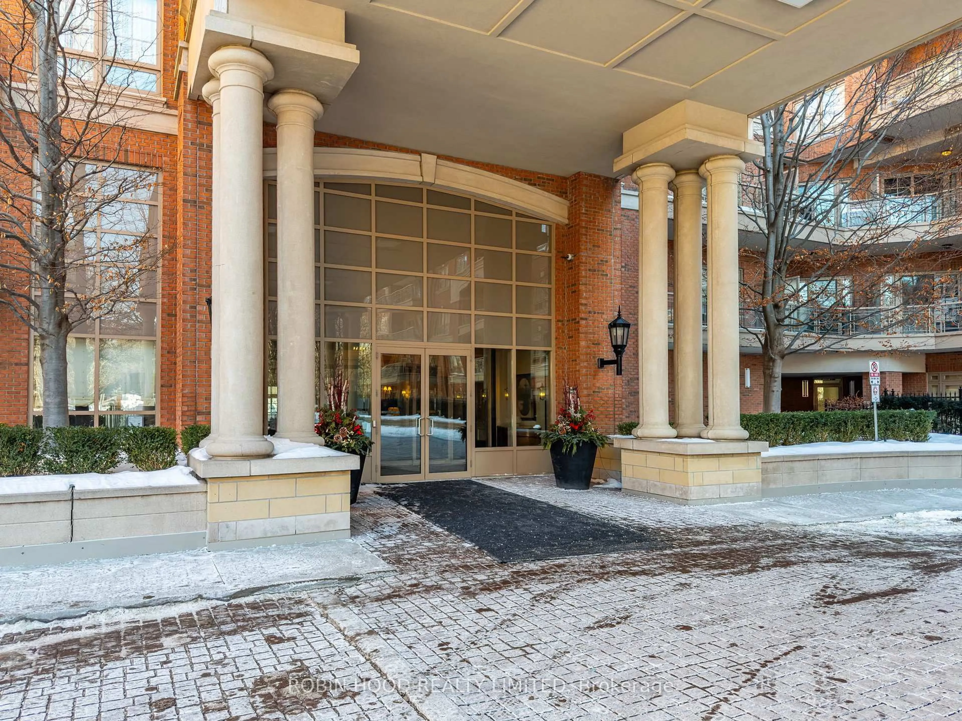 Lobby for 21 Burkebrook Pl #331, Toronto Ontario M4G 0A2