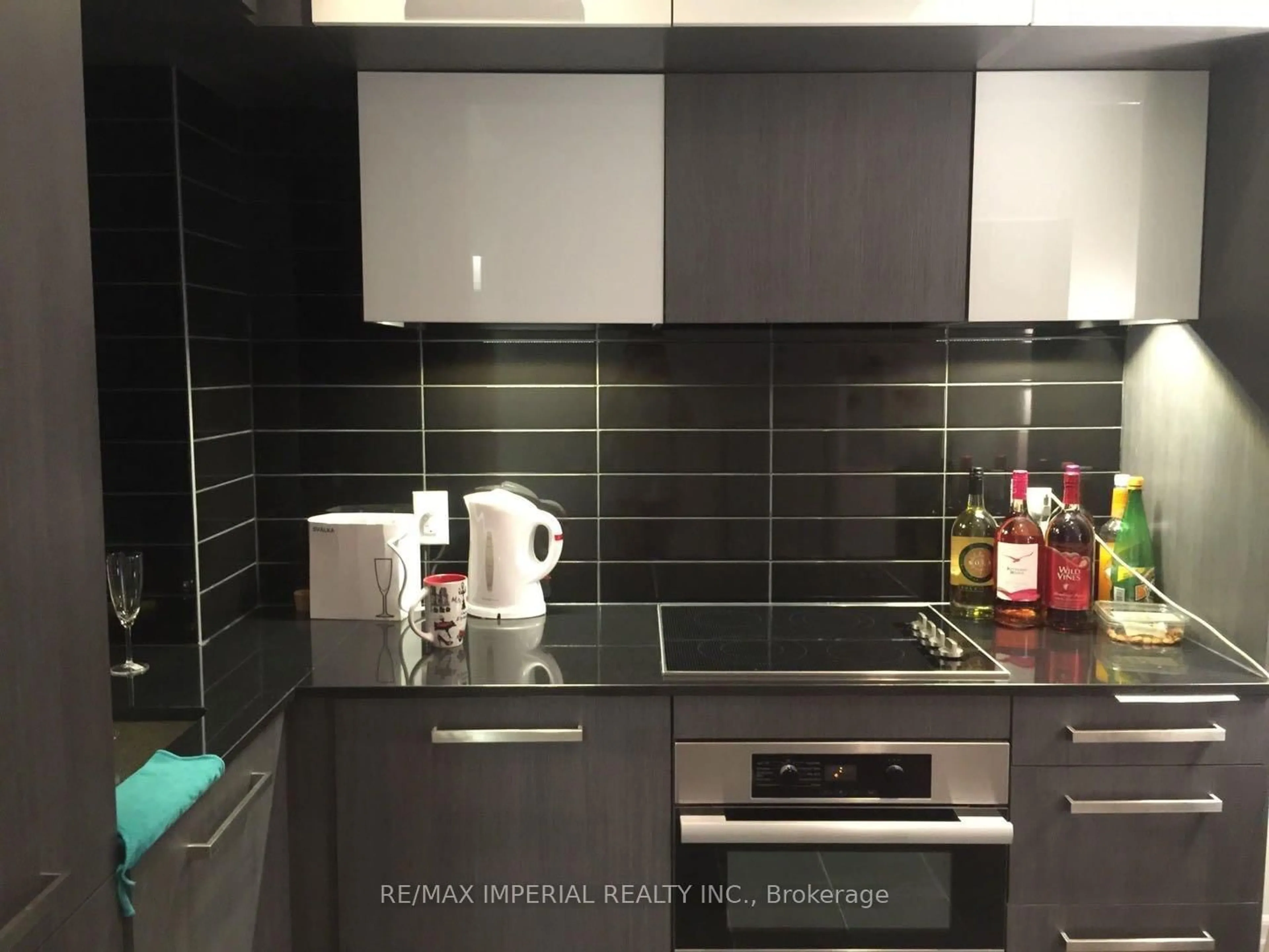 Standard kitchen, unknown for 8 The Esplanade Ave #3304, Toronto Ontario M5E 0A6