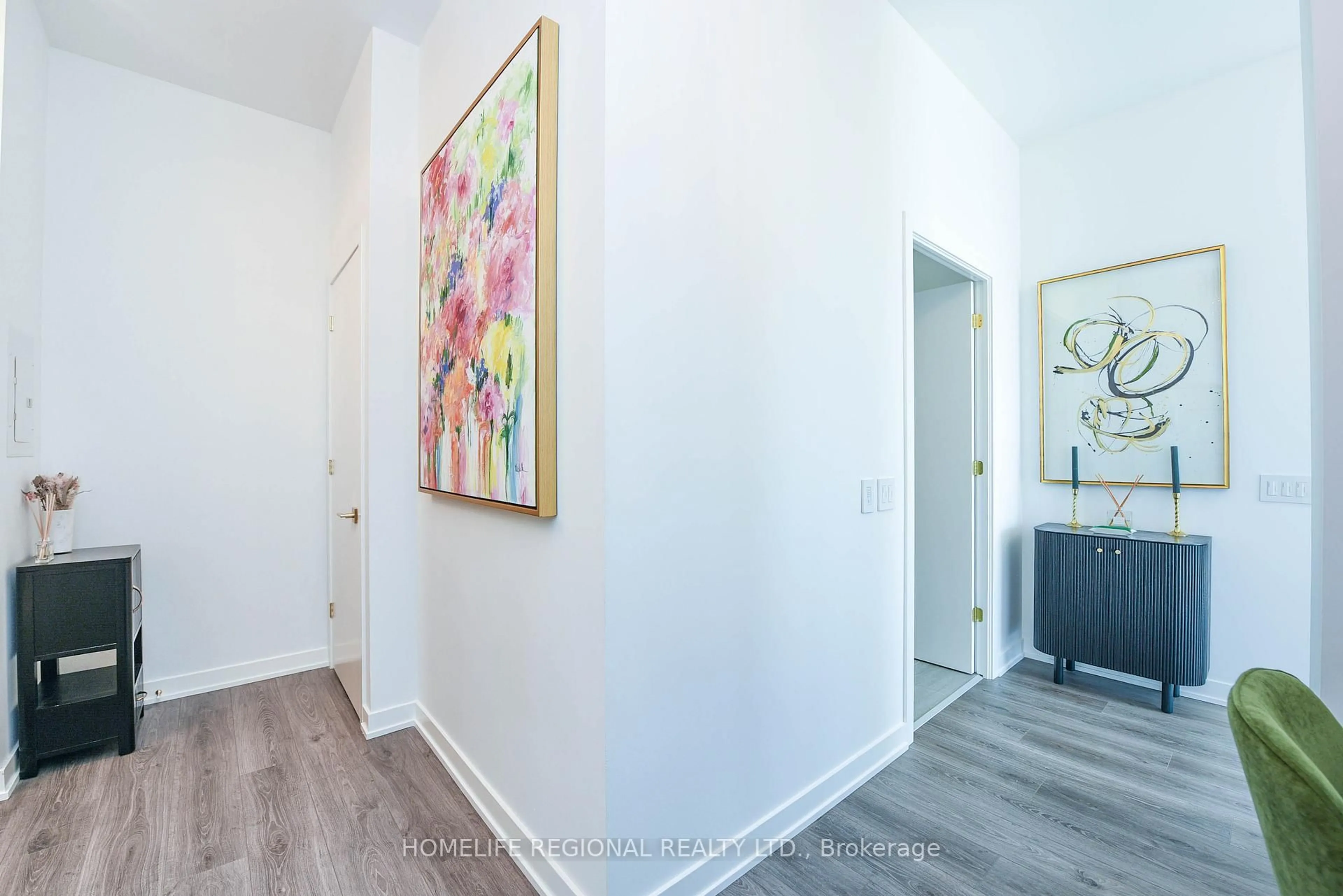 Indoor entryway for 9 Tecumseth St #PH19, Toronto Ontario M5V 0S5