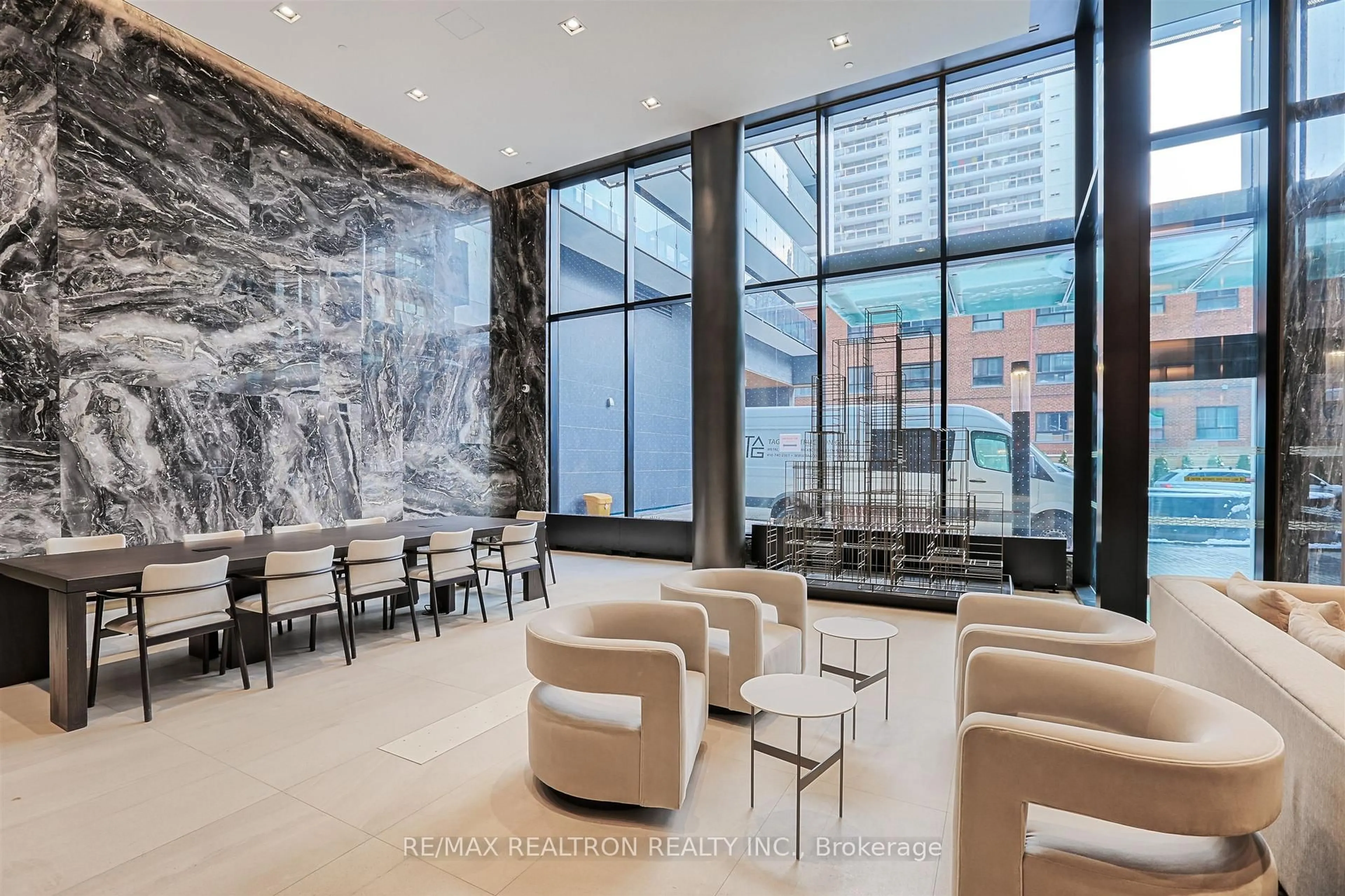 Lobby for 127 Broadway Ave #2703, Toronto Ontario M4P 1V4