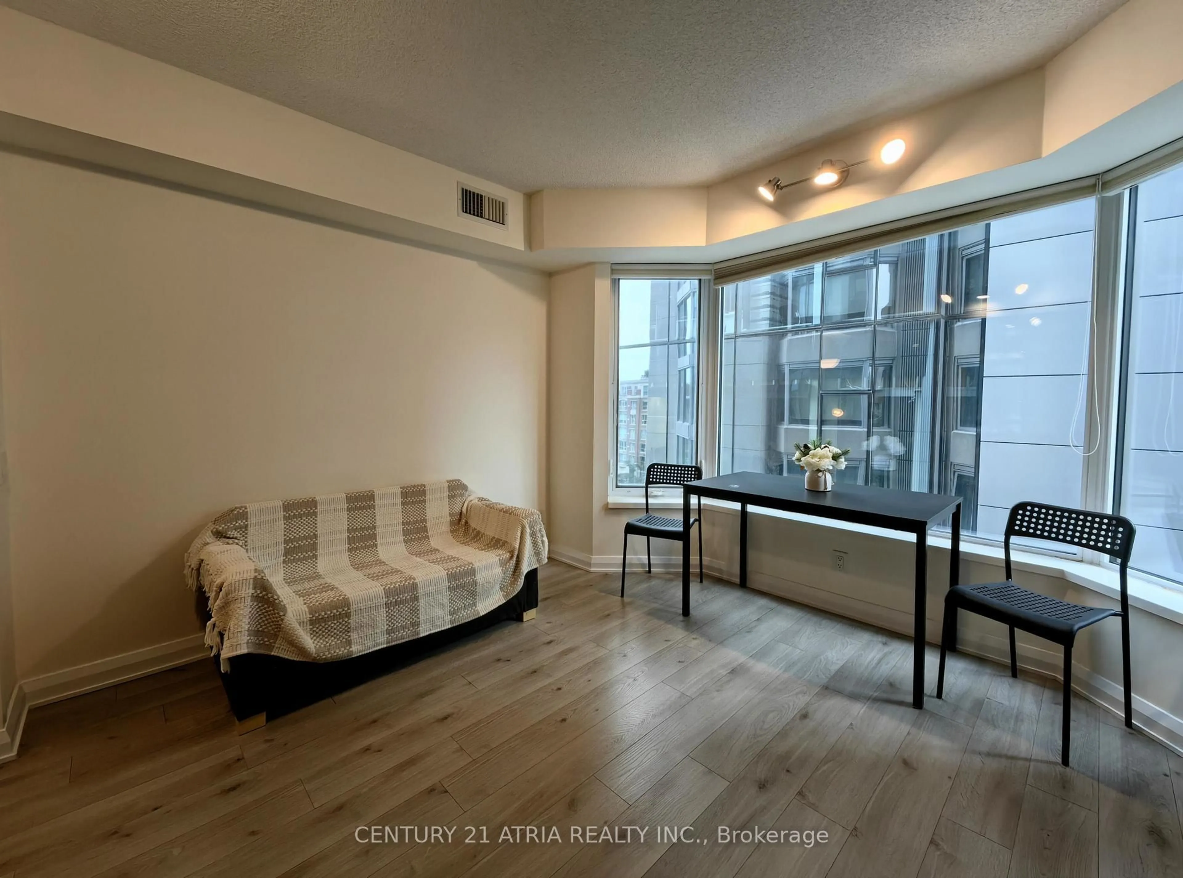 A pic of a room for 155 Yorkville Ave #605, Toronto Ontario M5R 0B4