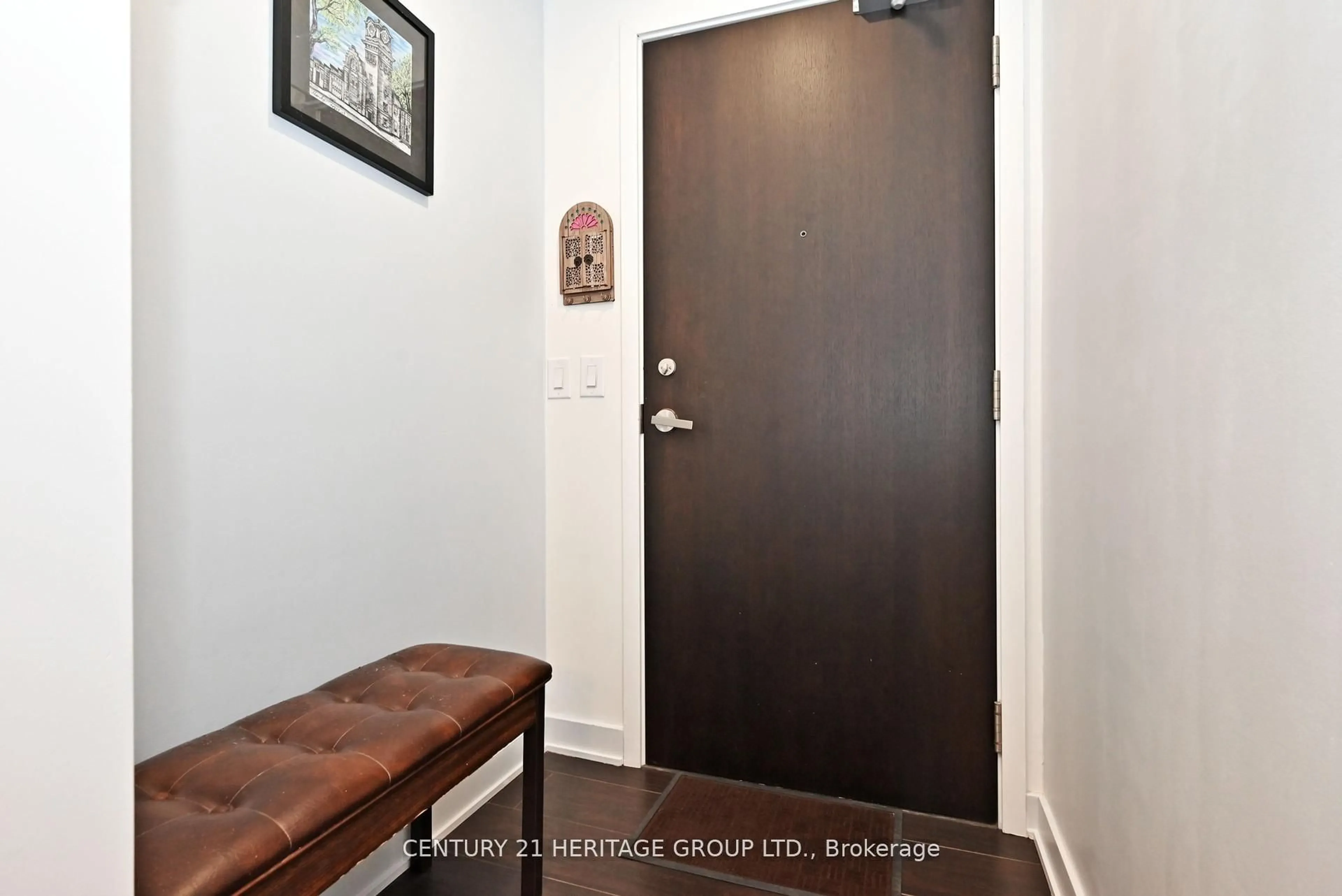 Indoor entryway for 170 Sumach St #1201, Toronto Ontario M5A 0C3