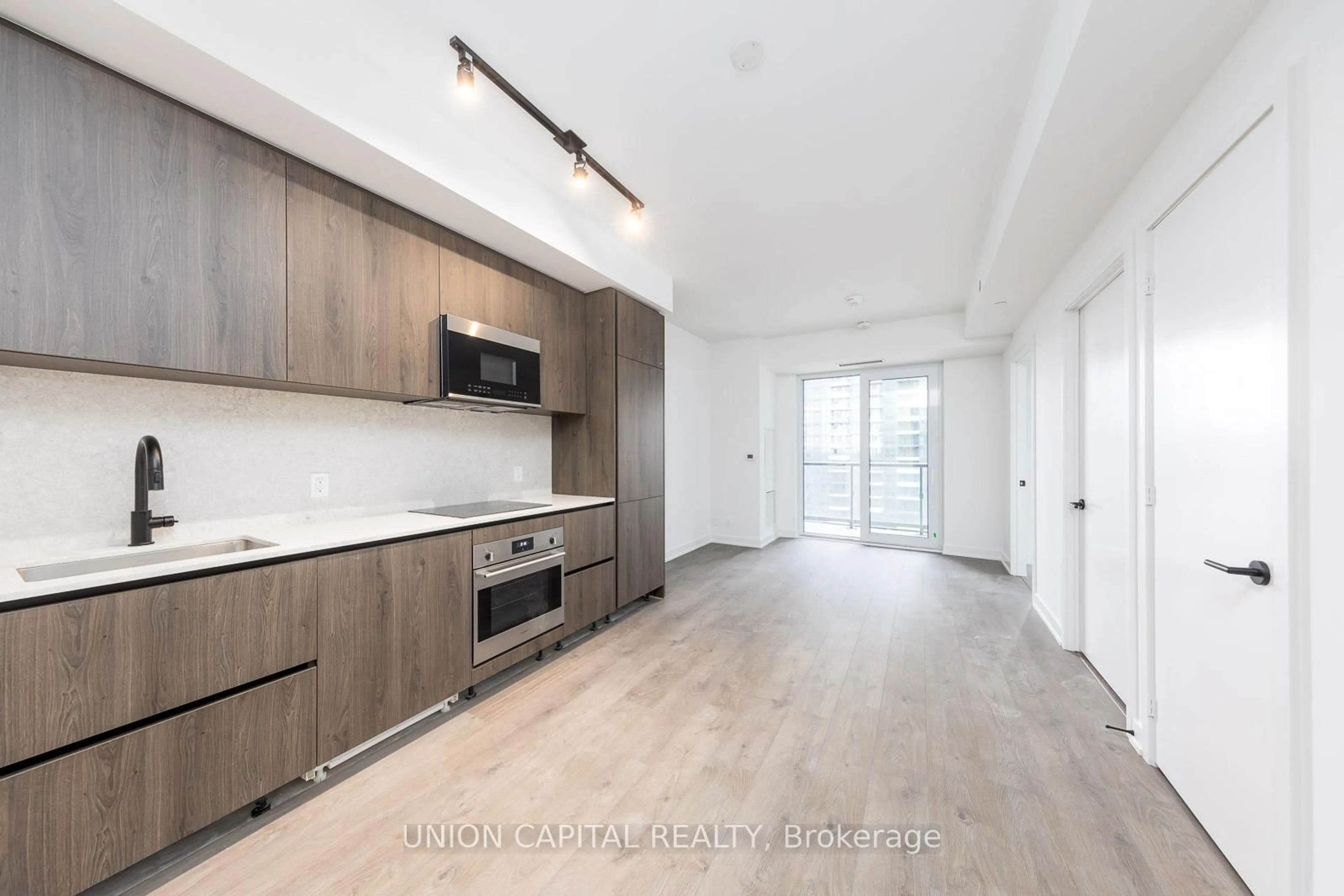 Open concept kitchen, unknown for 108 Peter St #2505, Toronto Ontario M5V 2G7