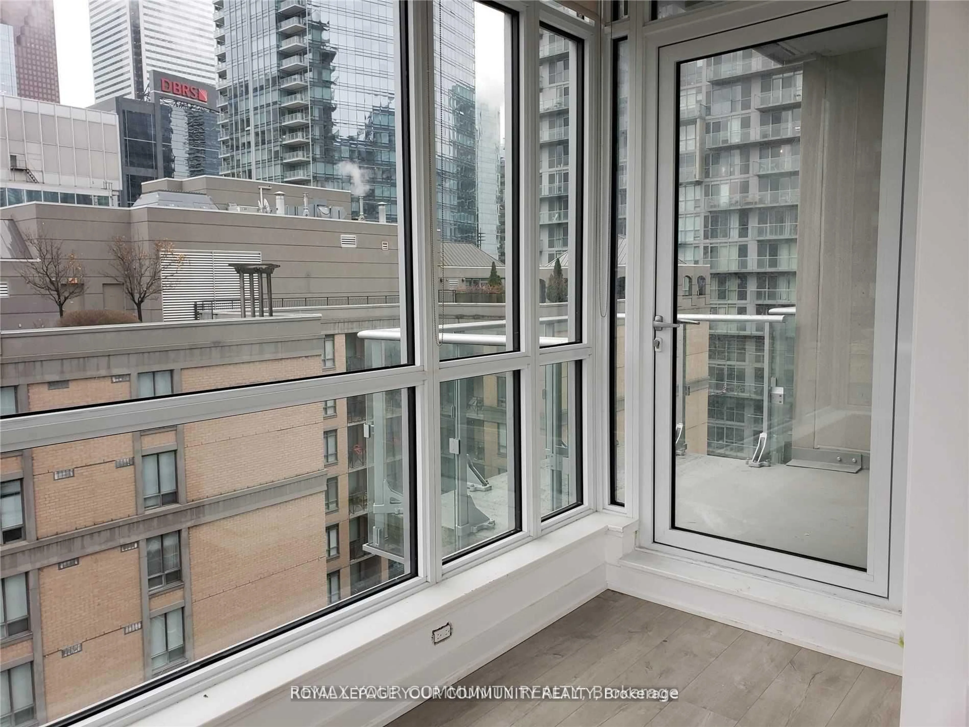 Balcony in the apartment, city buildings view from balcony for 199 RICHMOND St #1602, Toronto Ontario M5V 0H4