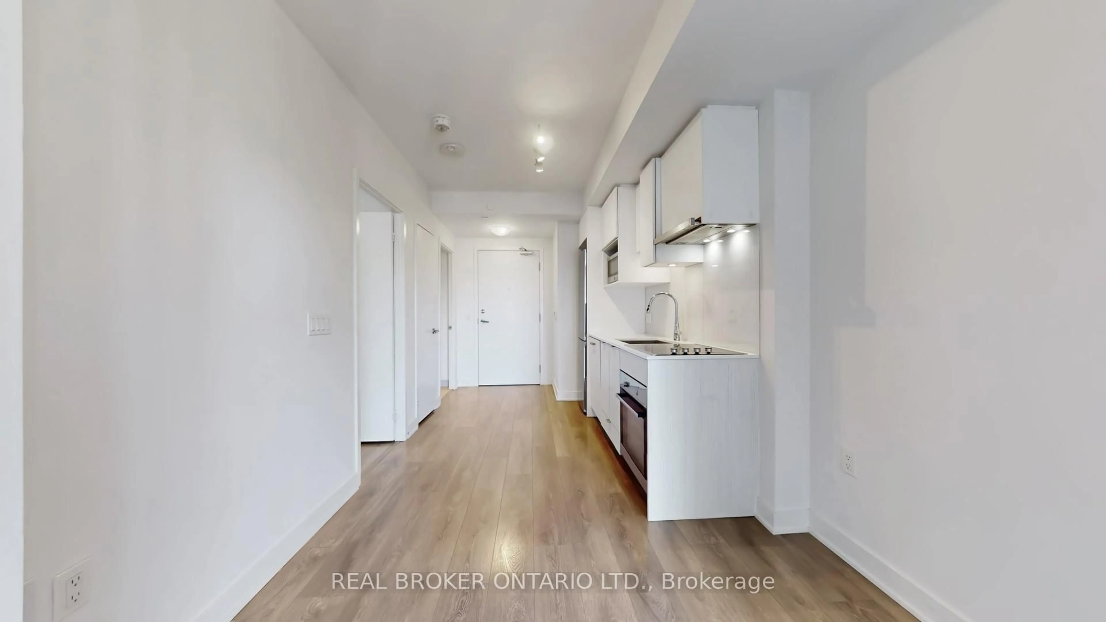 Unknown for 195 Redpath Ave #2013, Toronto Ontario M4P 0E4