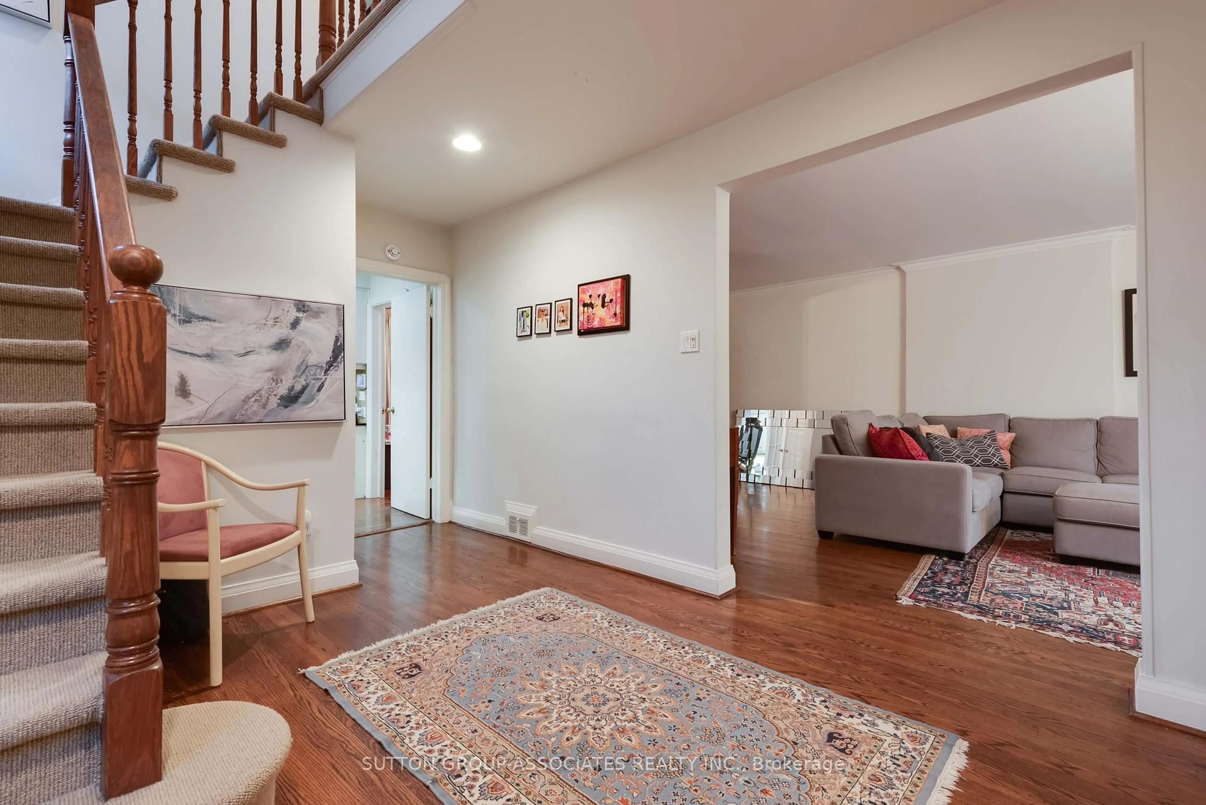 Unknown for 81 Chiltern Hill Rd, Toronto Ontario M6C 3B6