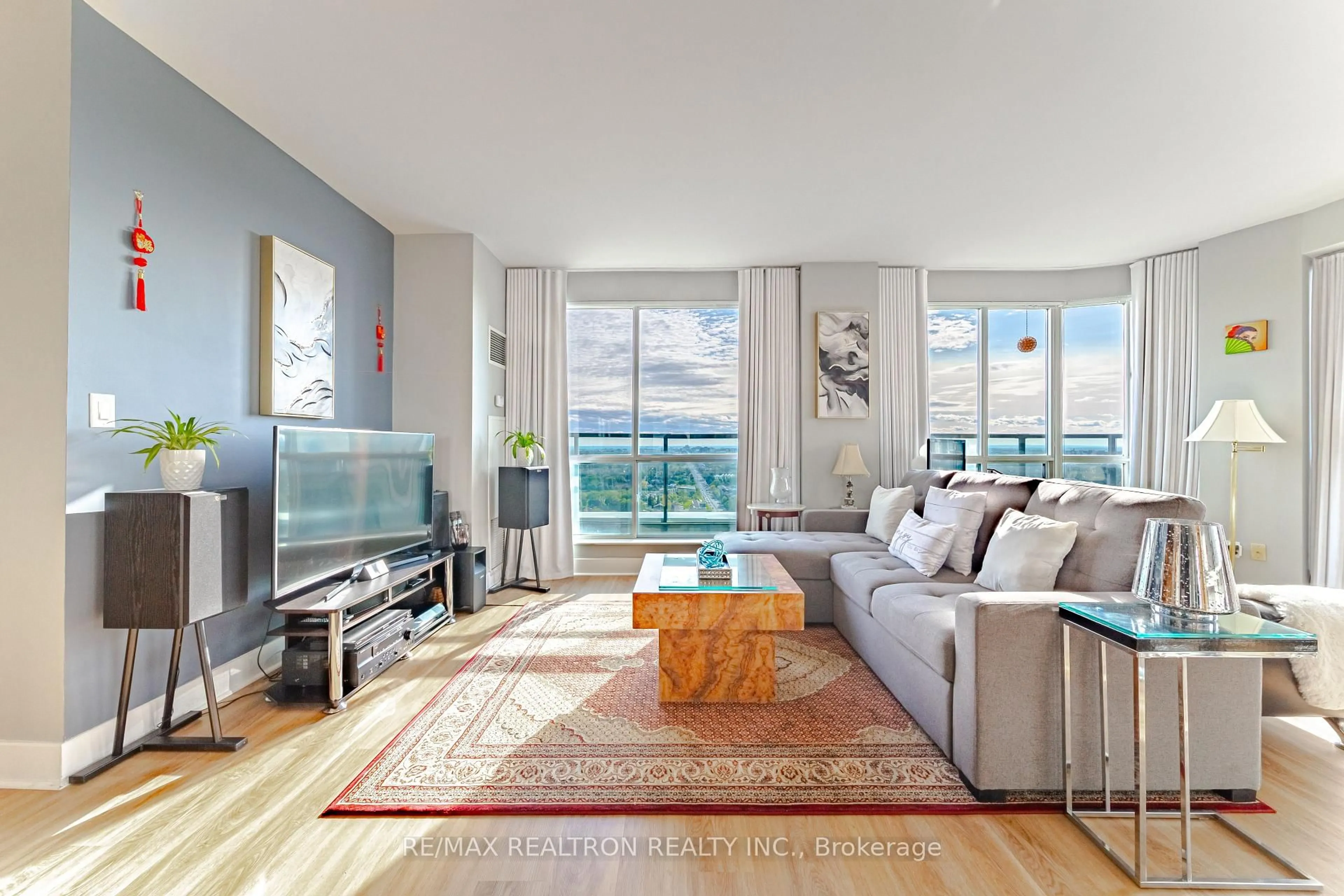 Living room with furniture, unknown for 7 Lorraine Dr #LRG 7, Toronto Ontario M2N 7H3