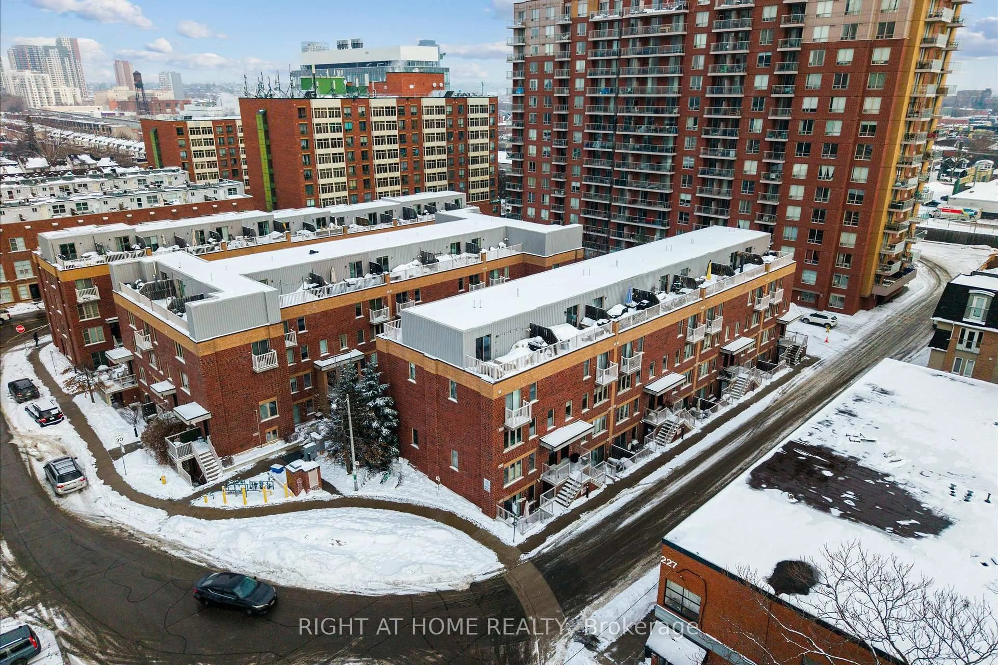 A pic from outside/outdoor area/front of a property/back of a property/a pic from drone, city buildings view from balcony for 1 Ruttan St #112, Toronto Ontario M6P 0A1