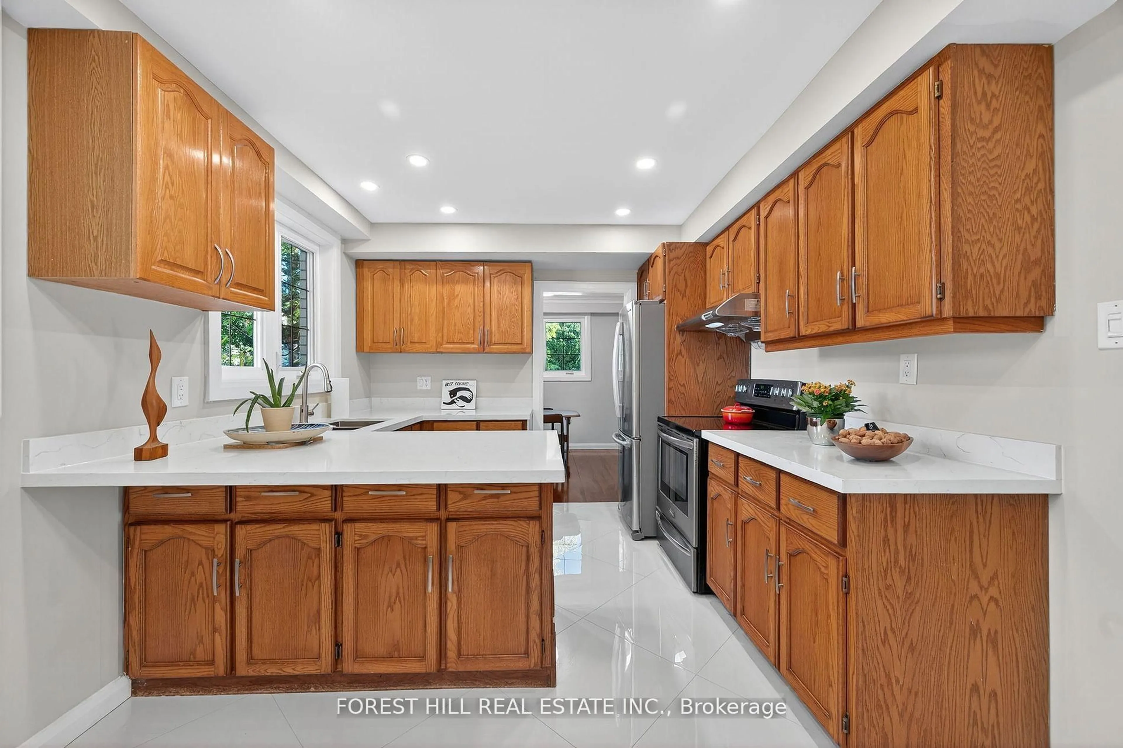 Unknown for 30 Goodview Rd, Toronto Ontario M2J 2K5