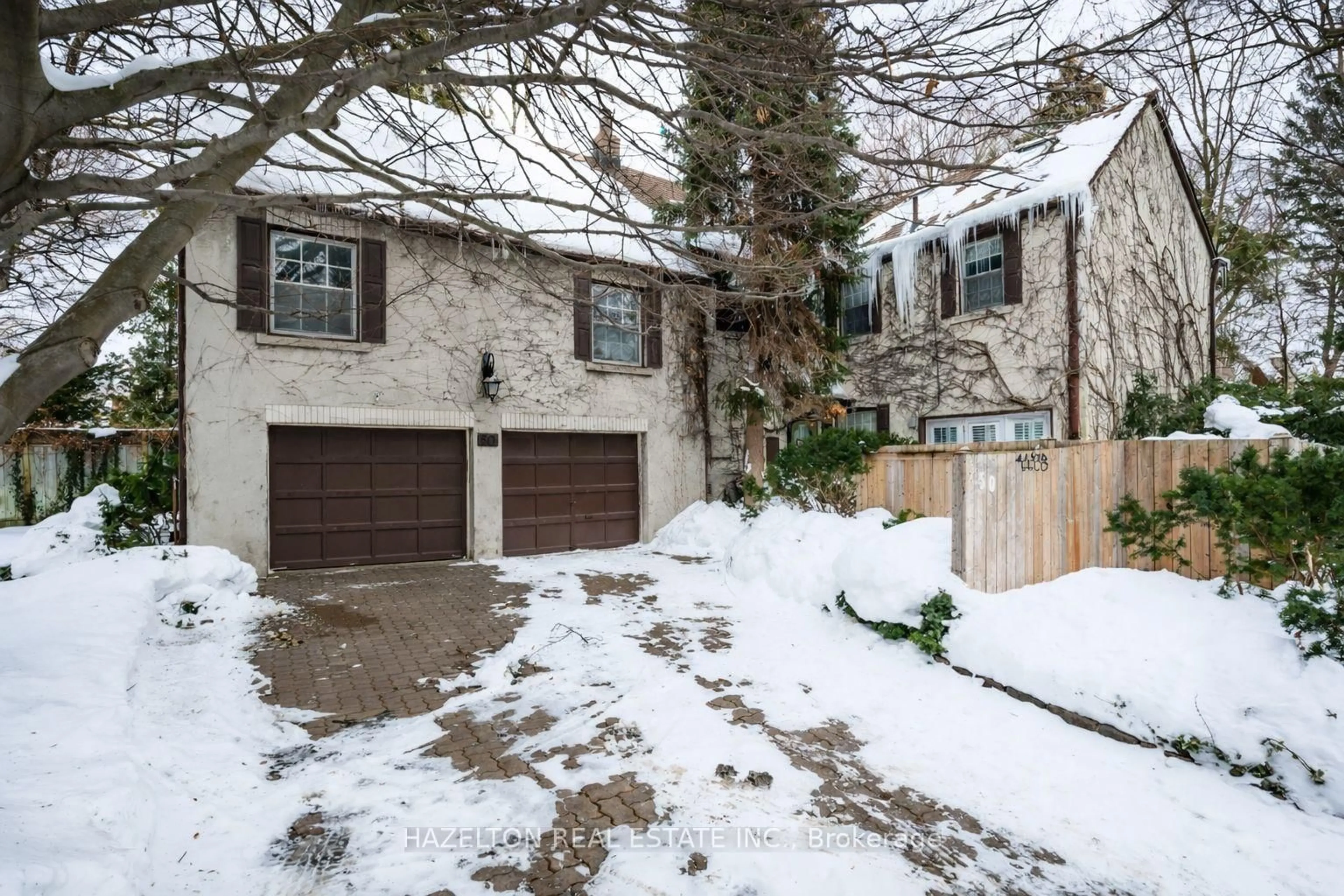 A pic from outside/outdoor area/front of a property/back of a property/a pic from drone, street for 50 Buckingham Ave, Toronto Ontario M4N 1R2